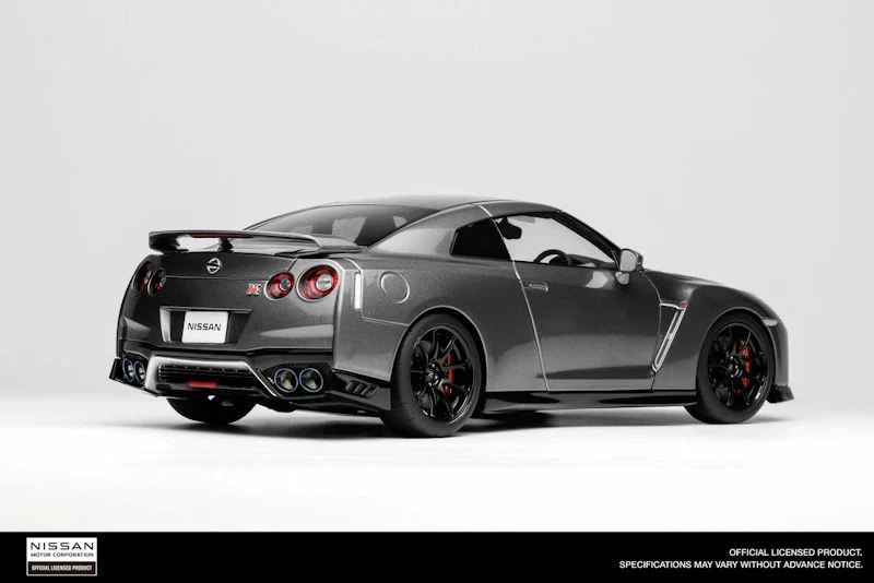 Motorhelix 2020 Nissan Skyline GT-R R35 Nismo Track Edition Dark Metal Grey 1:18 - Image 8