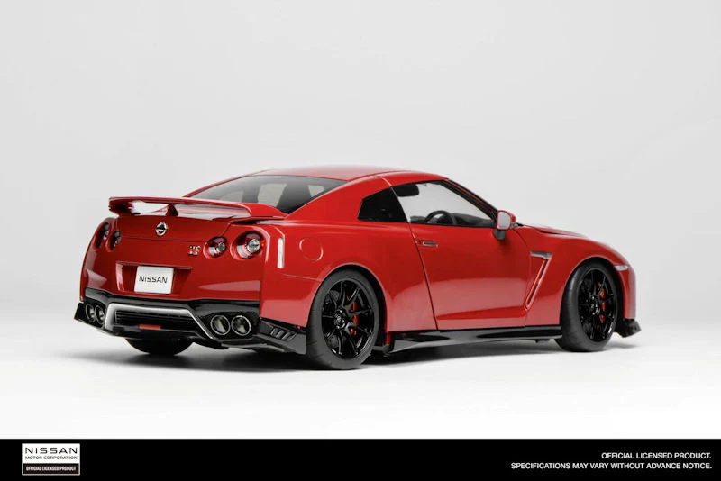 Motorhelix 2020 Nissan Skyline GT-R R35 Nismo Track Edition Vibrant Red 1:18 - Image 3