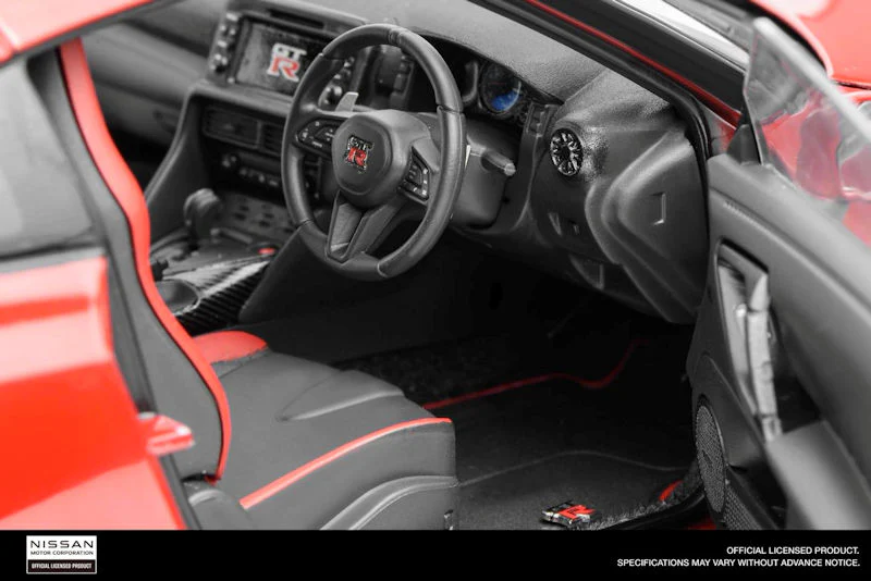 Motorhelix 2020 Nissan Skyline GT-R R35 Nismo Track Edition Vibrant Red 1:18 - Image 7