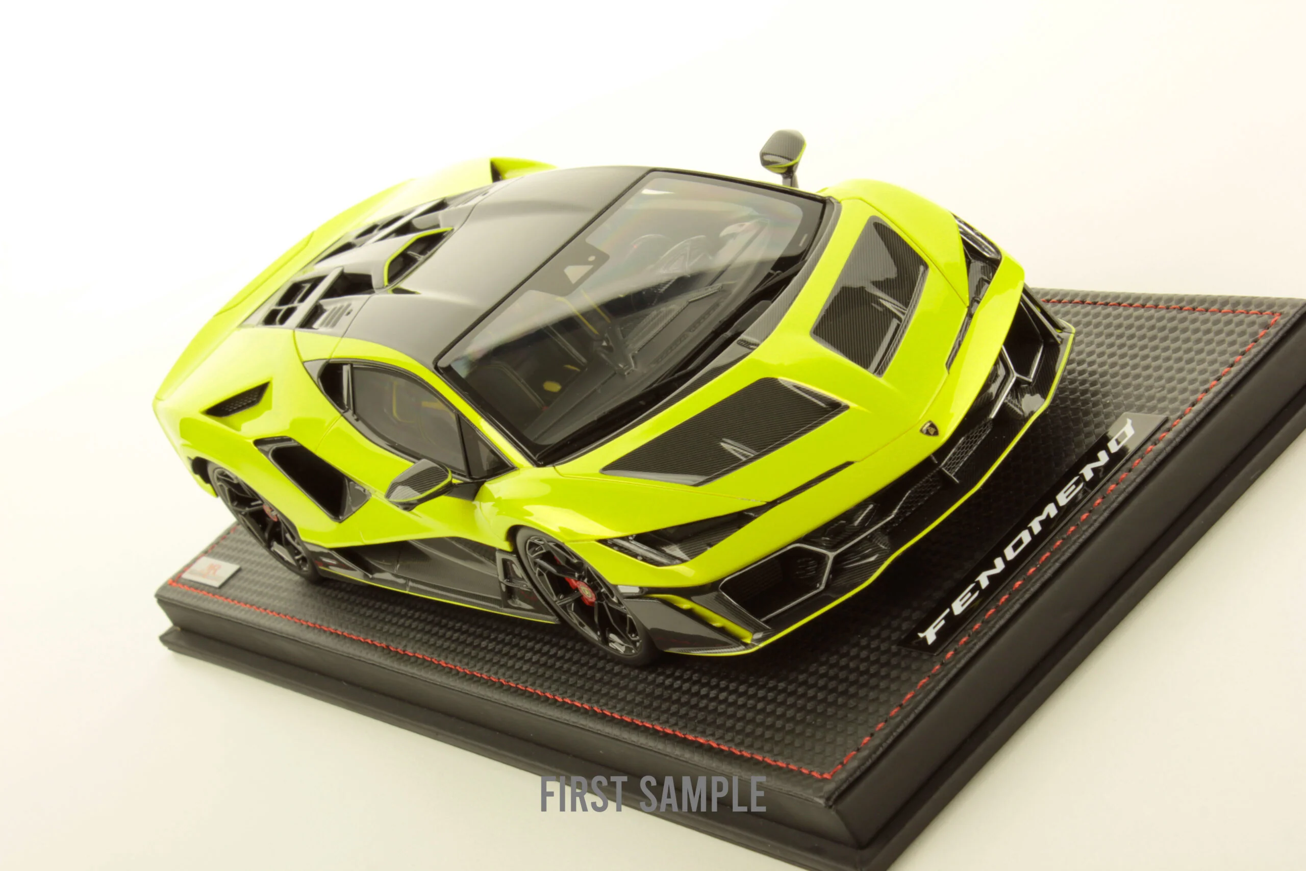MR Models 2025 Lamborghini Fenomeno Giallo Crius (Yellow/Black) WITH DISPLAY 1:18 - Image 3