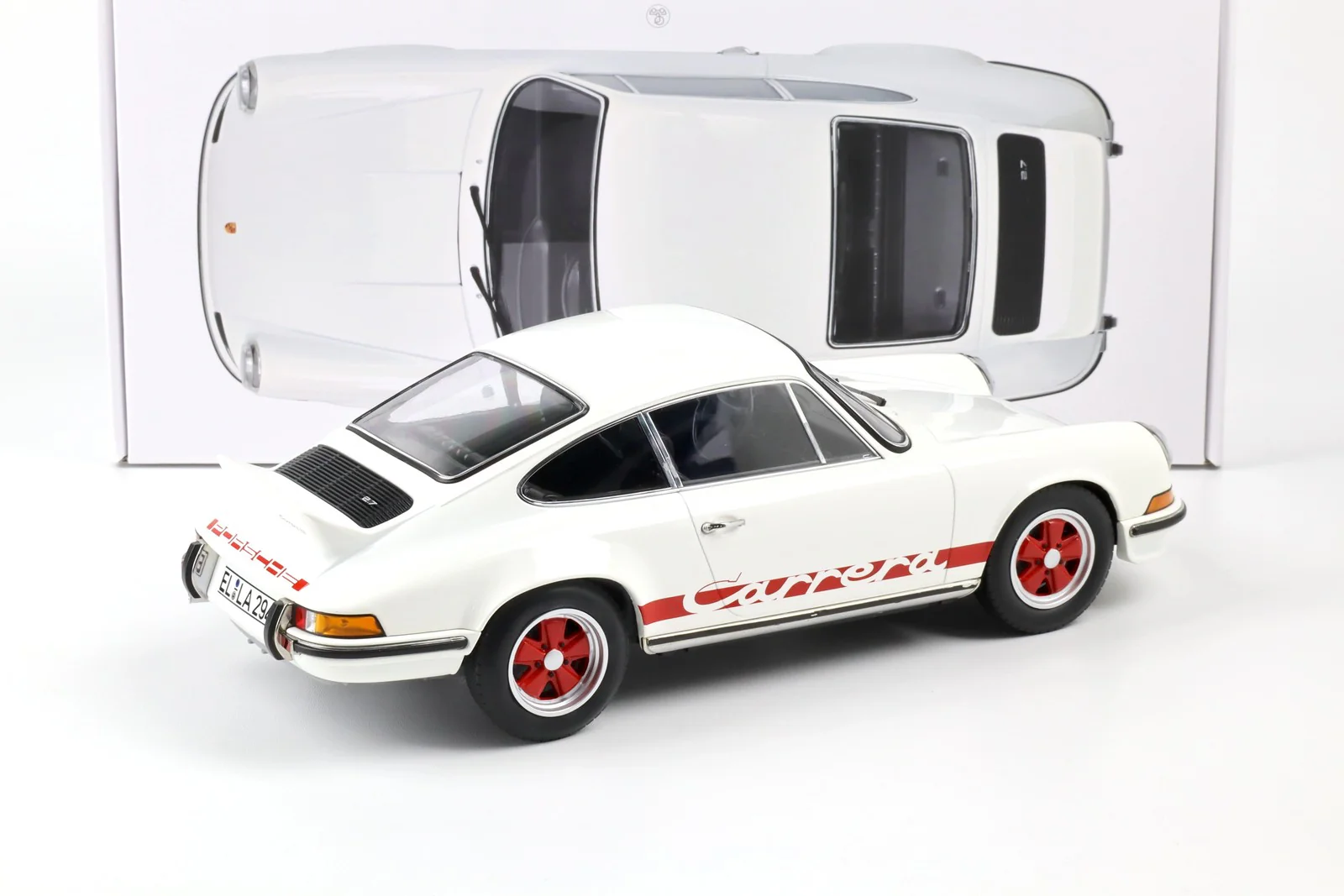 Norev 1973 Porsche 911 Carrera RS Grand Prix White w/ Red Deco 1:12 - Image 3