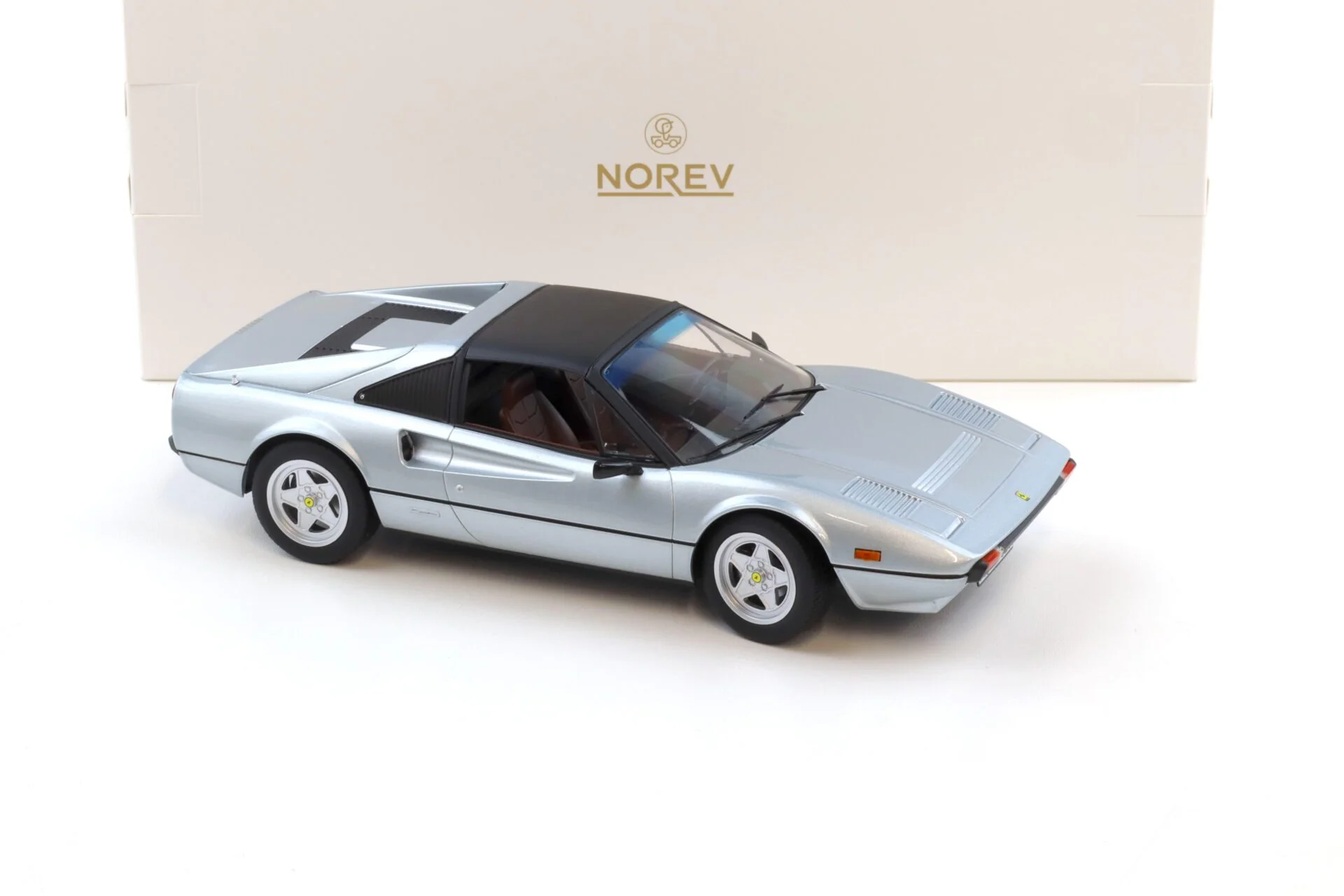 Norev 1982 Ferrari 308 GTS Silver Metallic 1:18 - Image 2