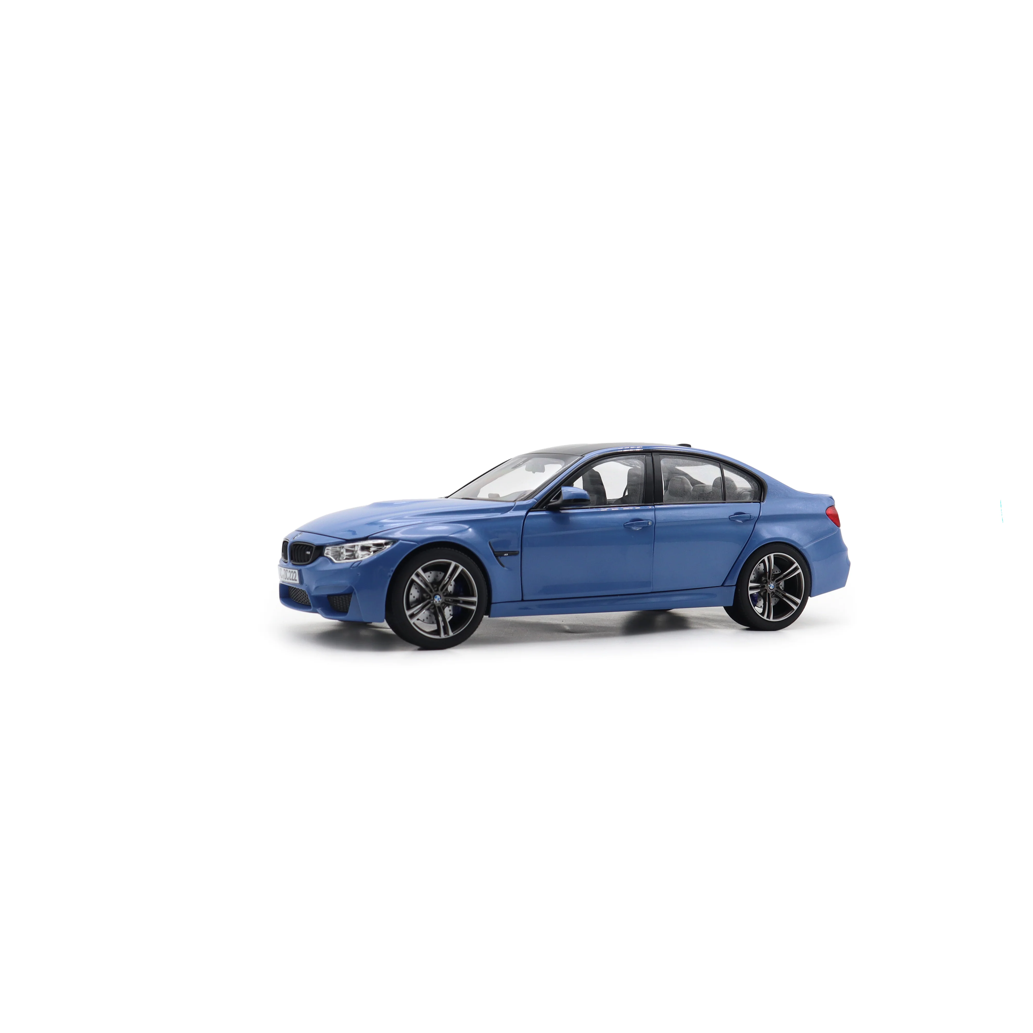 Norev 2017 BMW M3 (F80) Yas Marina Blue 1:18 - Image 6