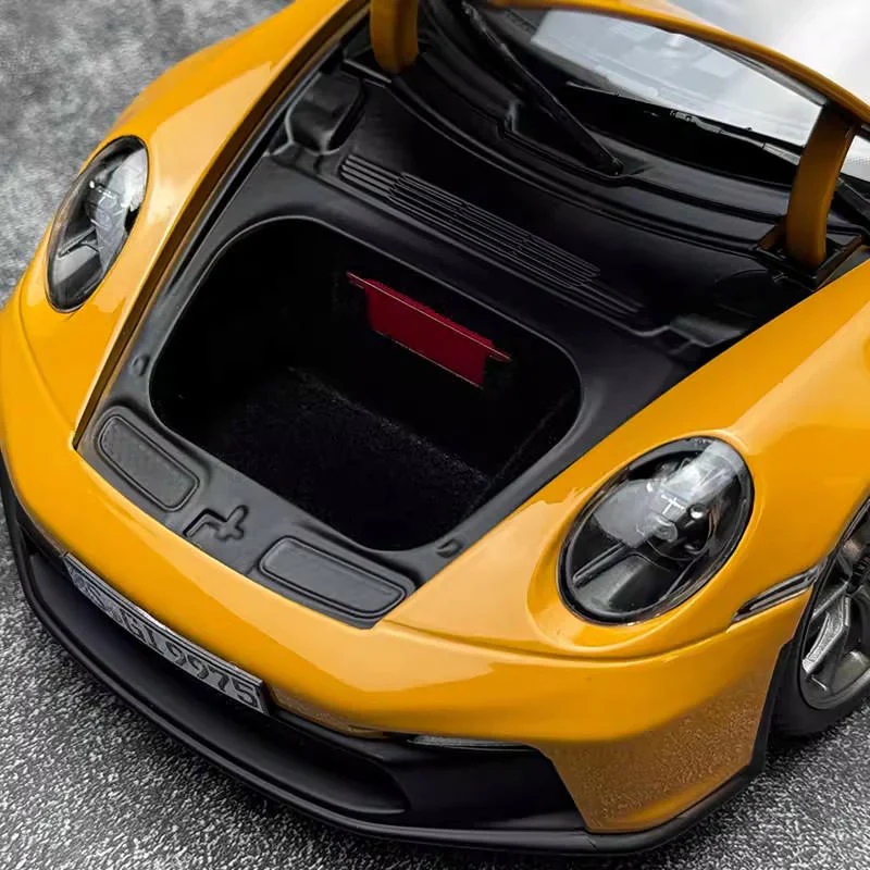 Norev 2021 Porsche 911 992 GT3 Bahama Yellow 1:18 - Image 6