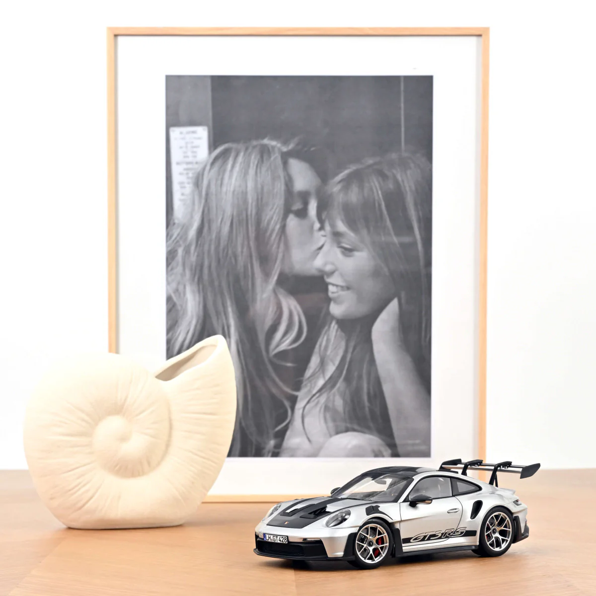 Norev 2022 Porsche 911 992 GT3 RS w/ Weissach Package GT Silver Metallic 1:18 - Image 3