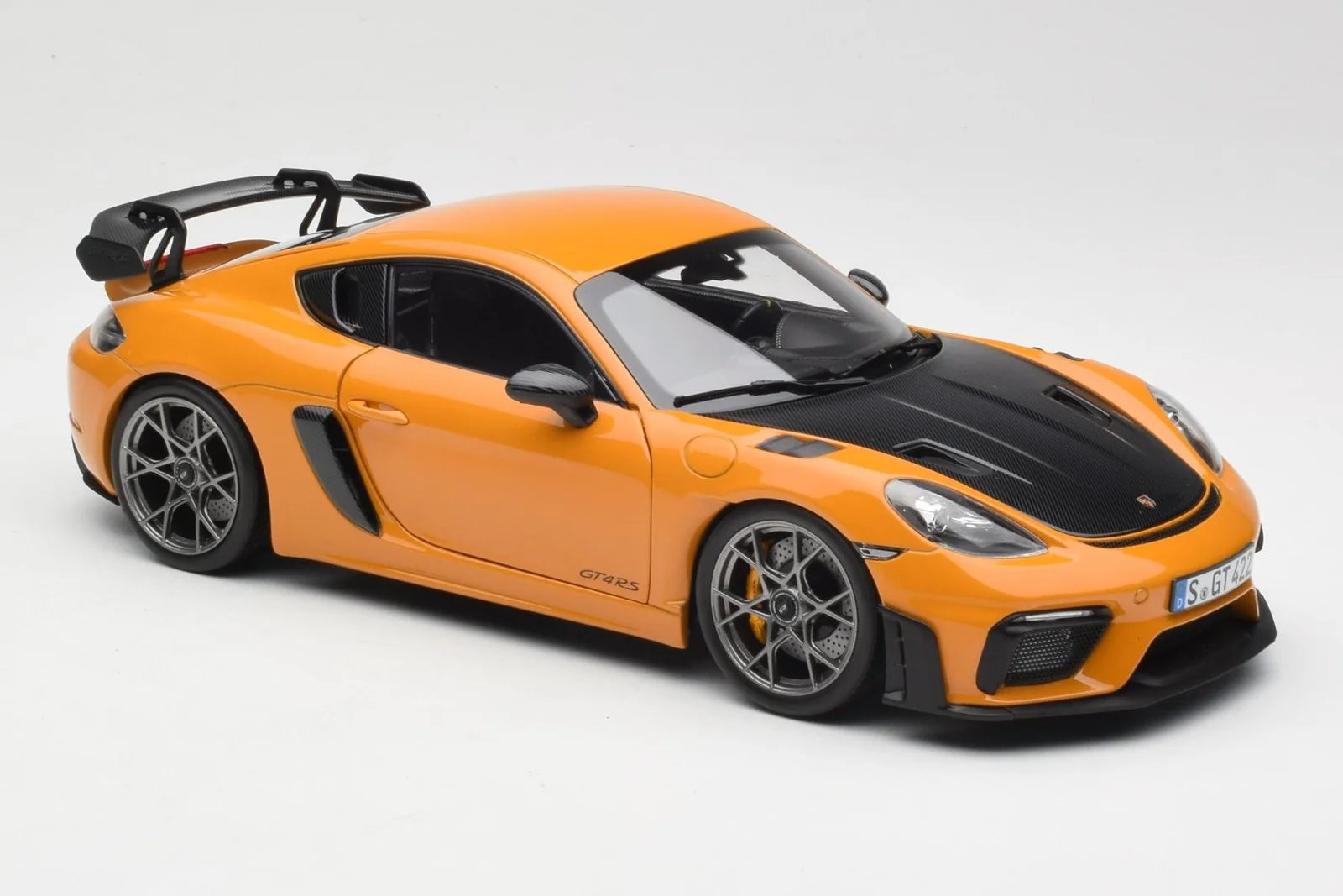 Norev 2023 Porsche 718 Cayman GT4 RS w/ Weissach Package Bahama Yellow 1:18 - Image 6
