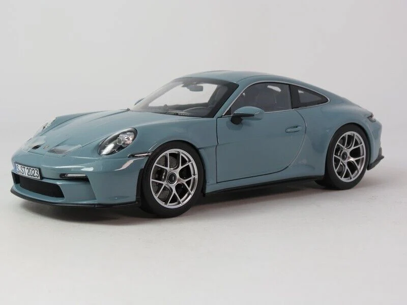 Norev 2023 Porsche 911 992 S/T Meissen Blue 1:18 - Image 3