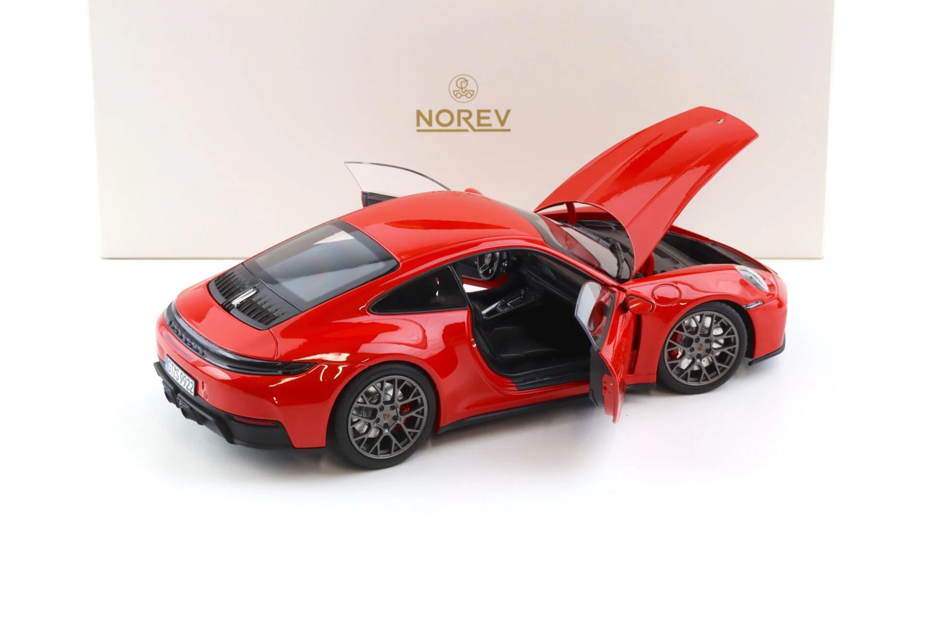 Norev 2025 Porsche 911 992.2 Carrera 4 GTS Guards Red 1:18 - Image 4