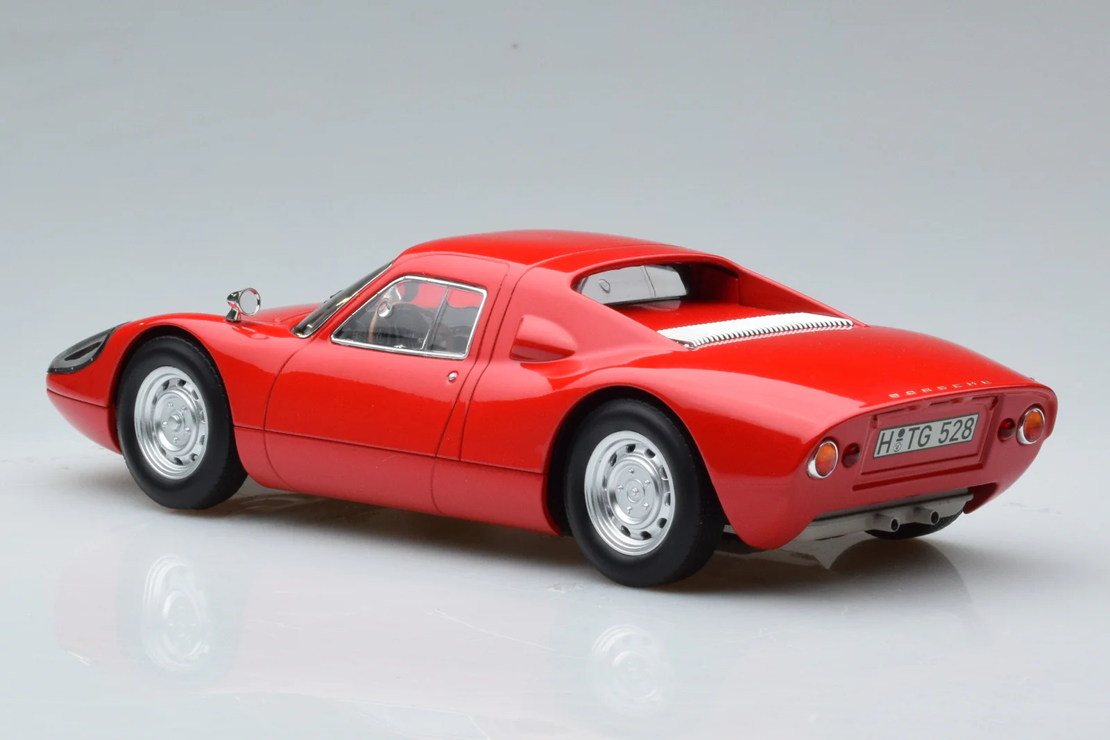 Norev 1964 Porsche 904 GTS Red 1:18 - Image 5