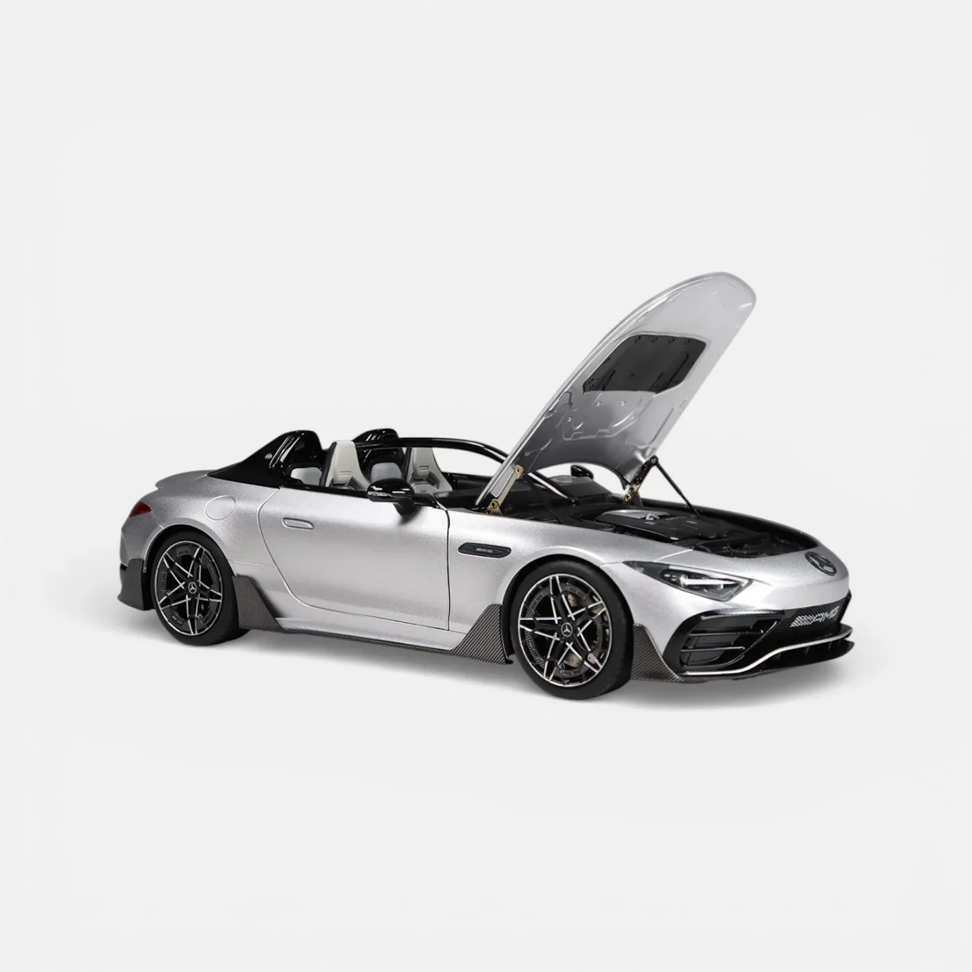 NZG 2025 Mercedes Benz AMG Purespeed SL63 Hightech Silver 1:18 - Image 6