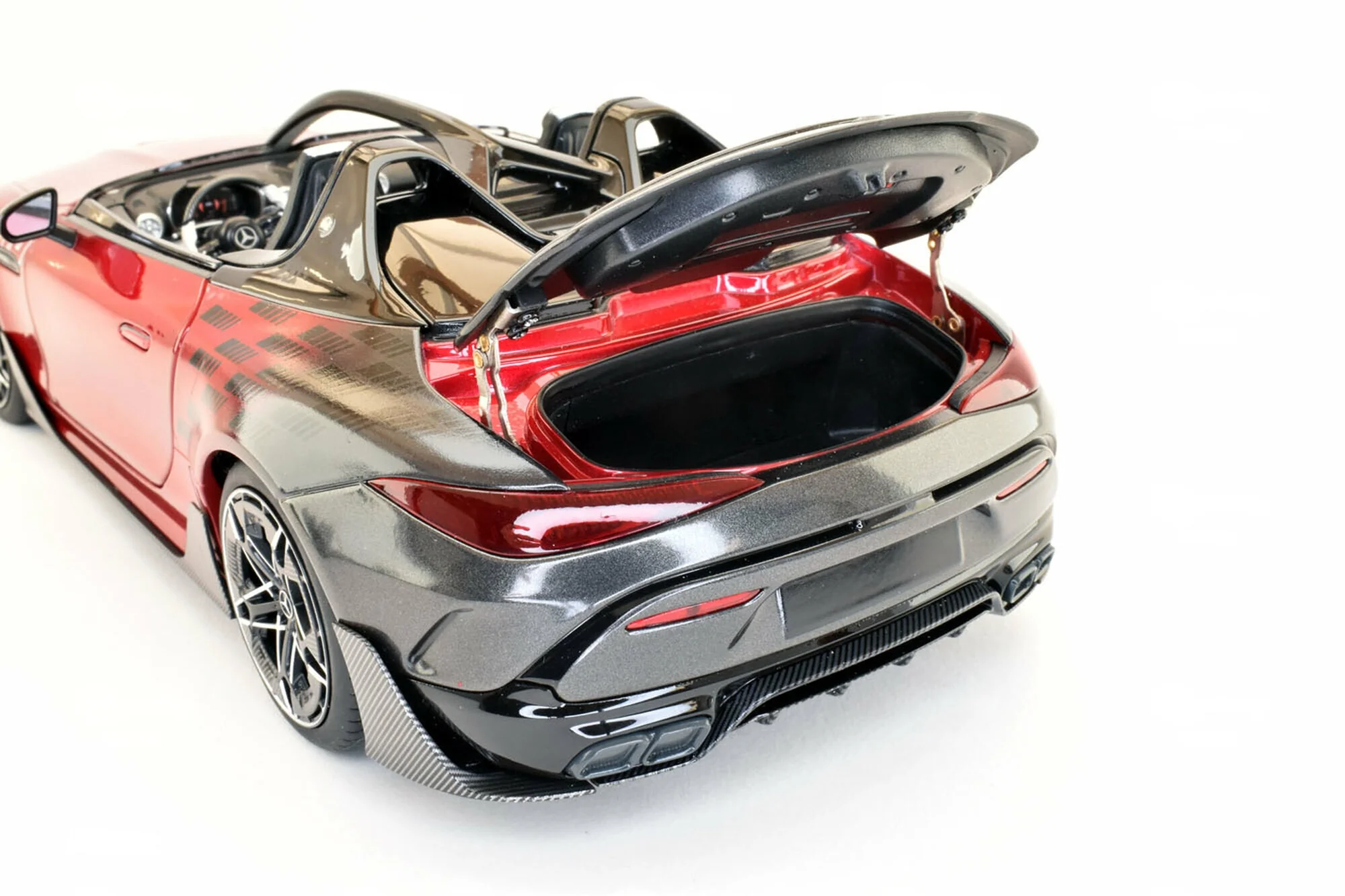NZG 2025 Mercedes Benz AMG Purespeed SL63 Red 1:18 DEALER EDITION - Image 10
