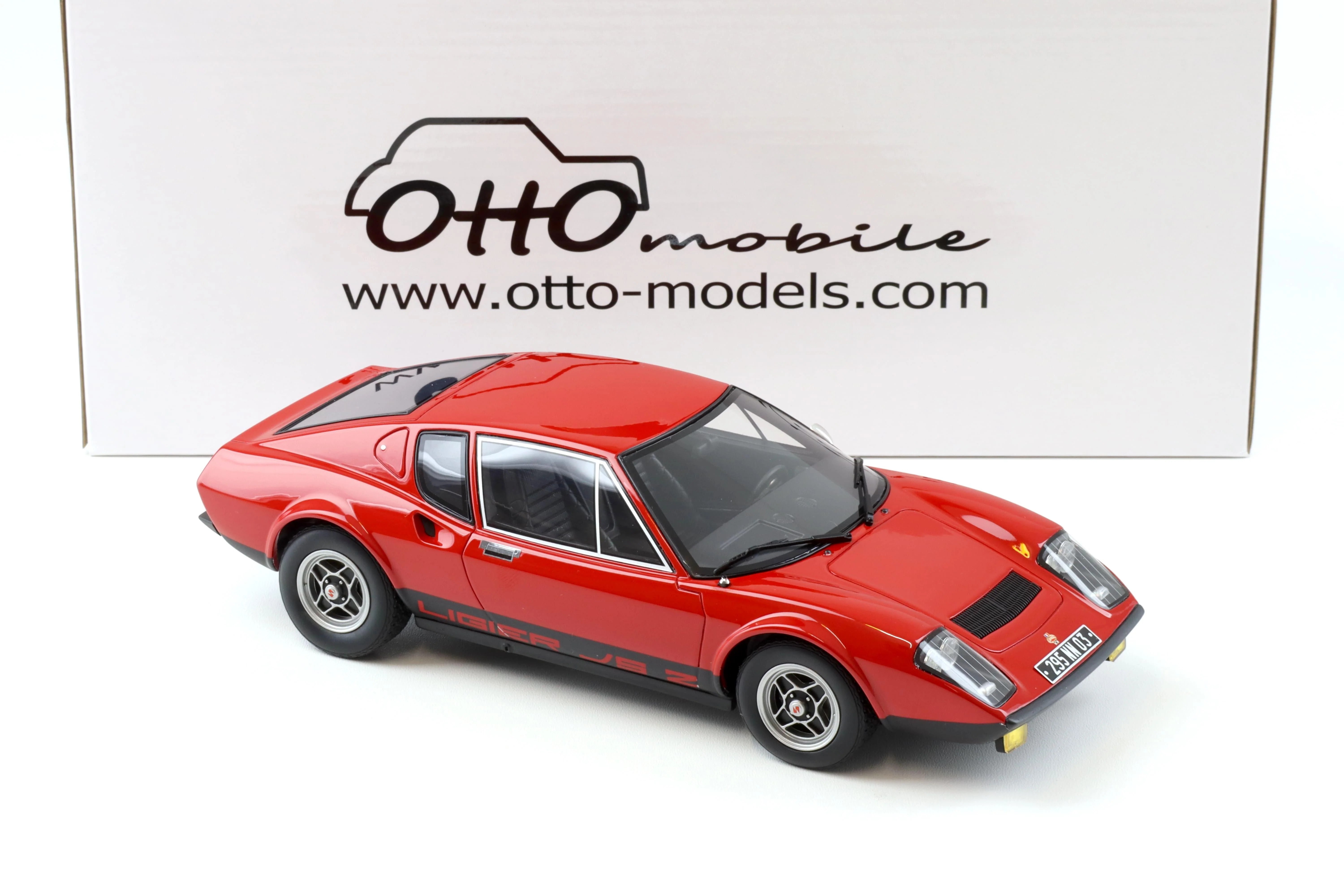 Otto 1971 Ligier JS2 Red with Black 1:18 - Image 2
