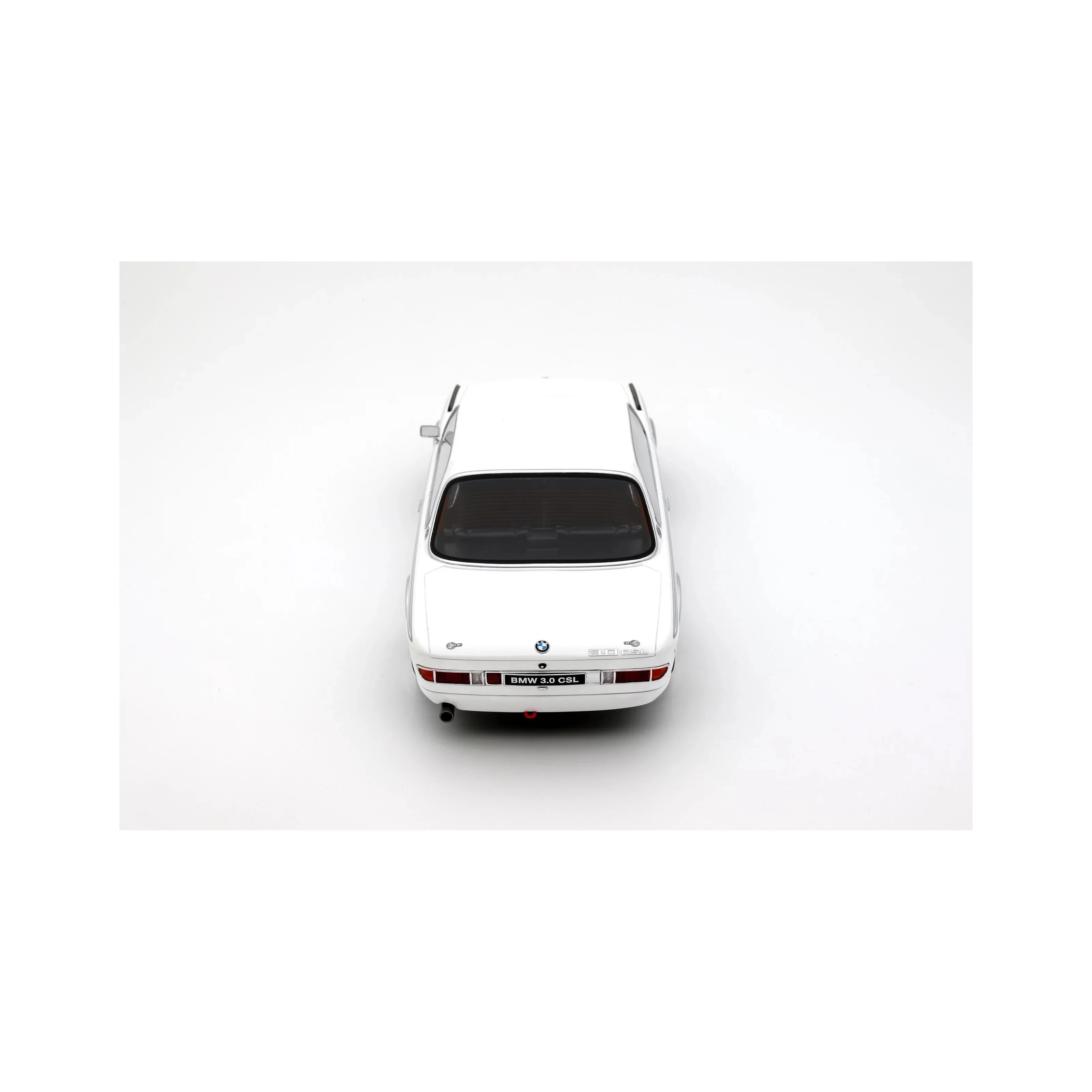 Otto 1972 BMW 3.0 (E9) CSL Chamonix White 1:18 - Image 12
