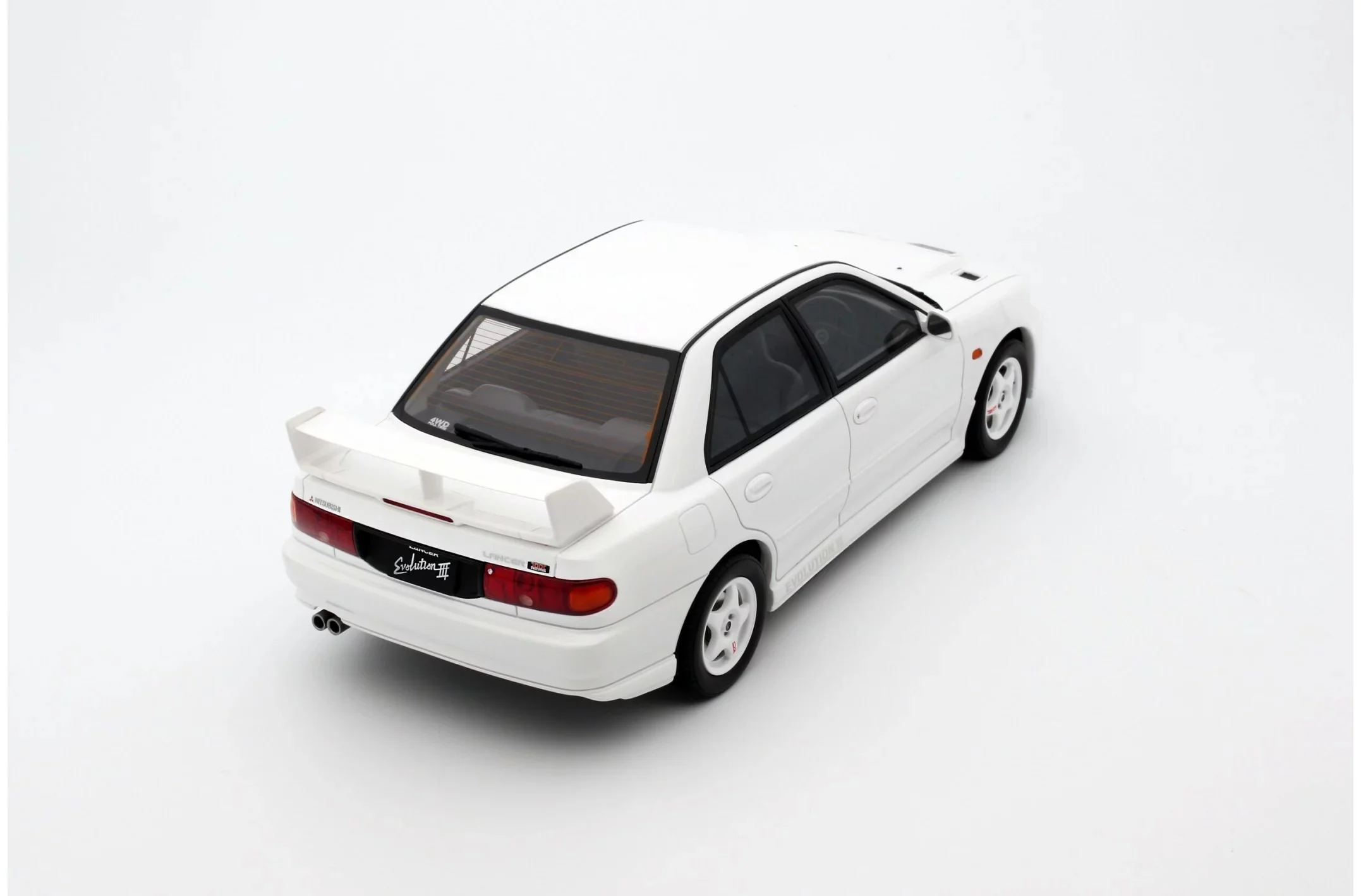 Otto 1995 Mitsubishi Lancer EVO III Hardtop White 1:18 RESIN, SEALED - Image 7