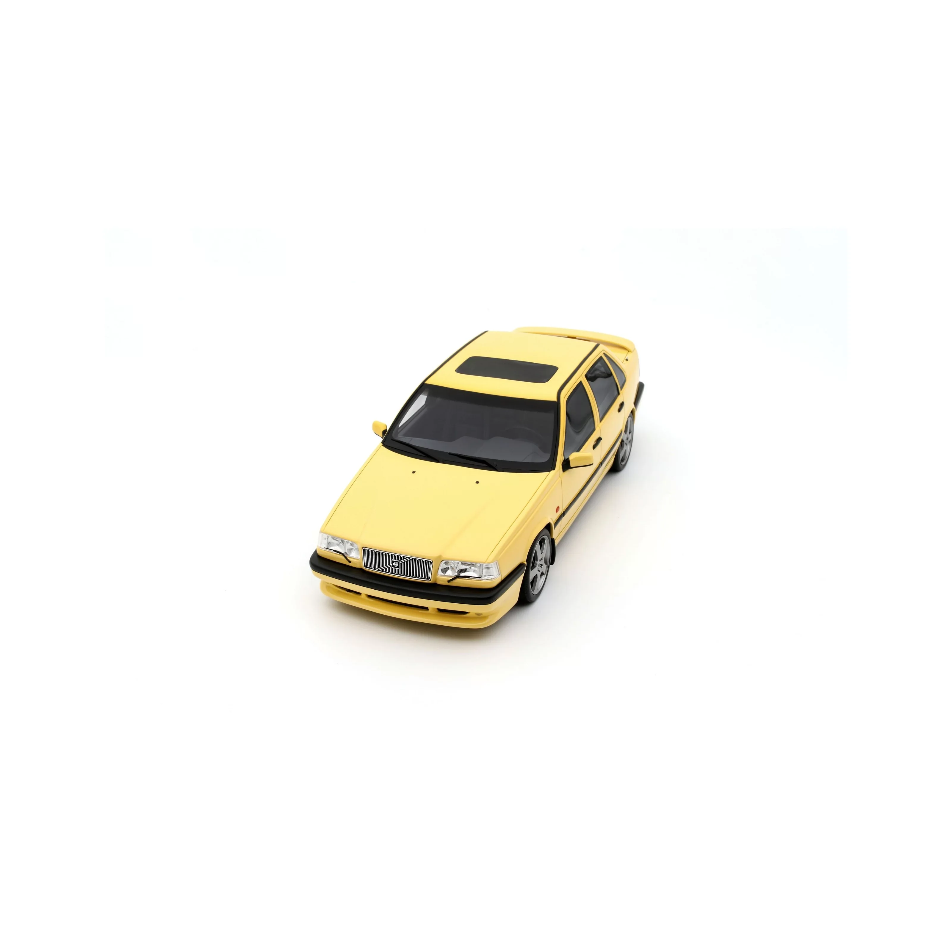 Otto 1996 Volvo 850 T5R Cream Yellow 1:18 - Image 9
