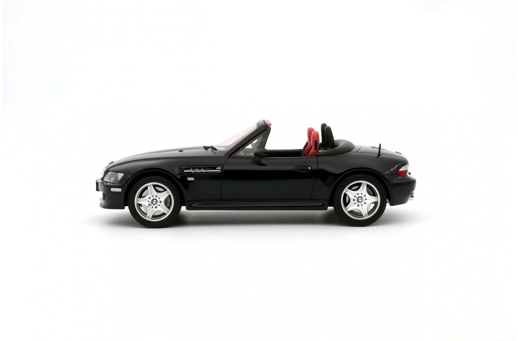 Otto 1999 BMW Z3 M Roadster Black 1:18 RESIN, LIMITED - Image 3