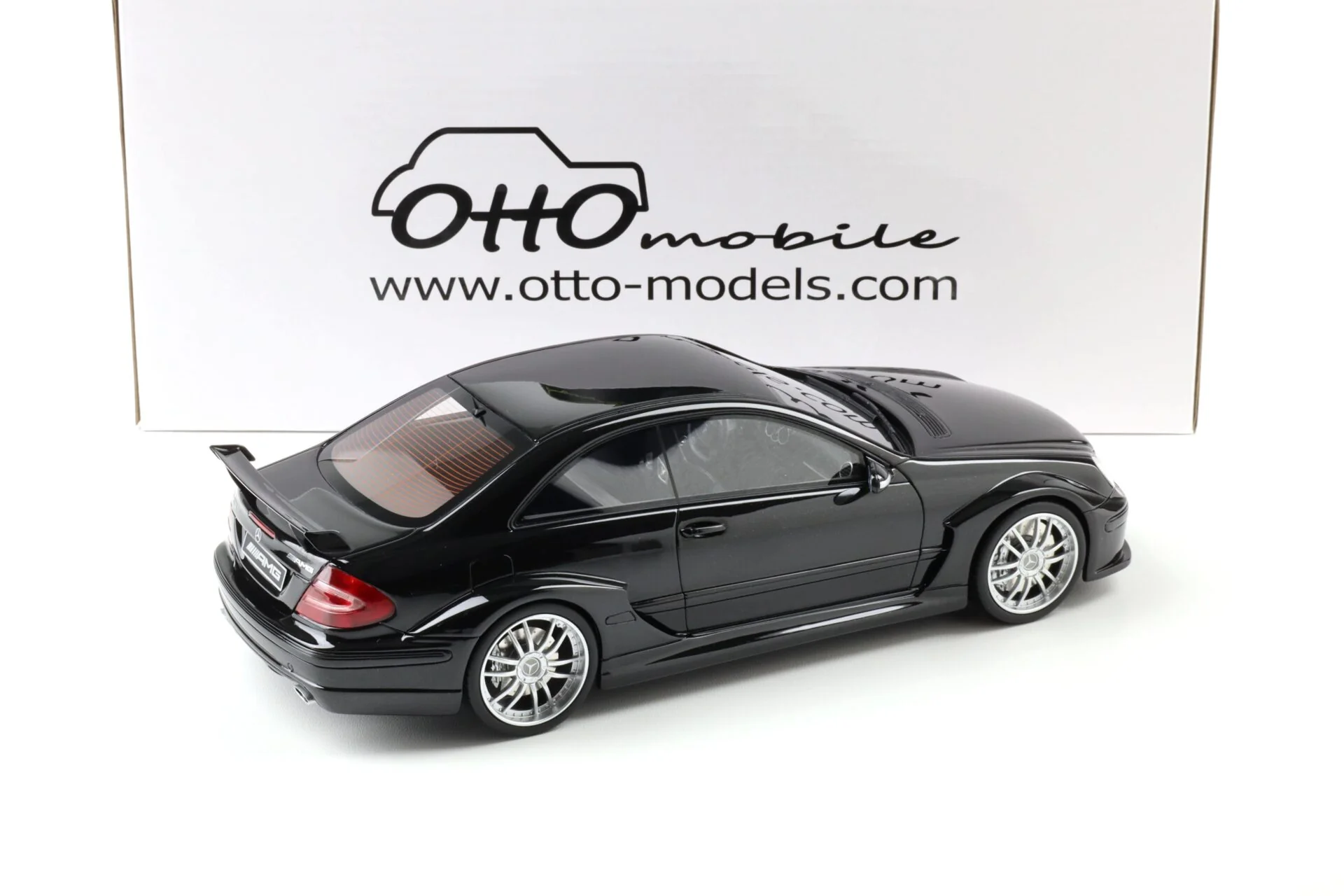 Otto 2004 Mercedes-Benz CLK AMG (C209) DTM Coupe Obsidian Black Metallic 1:18 - Image 3