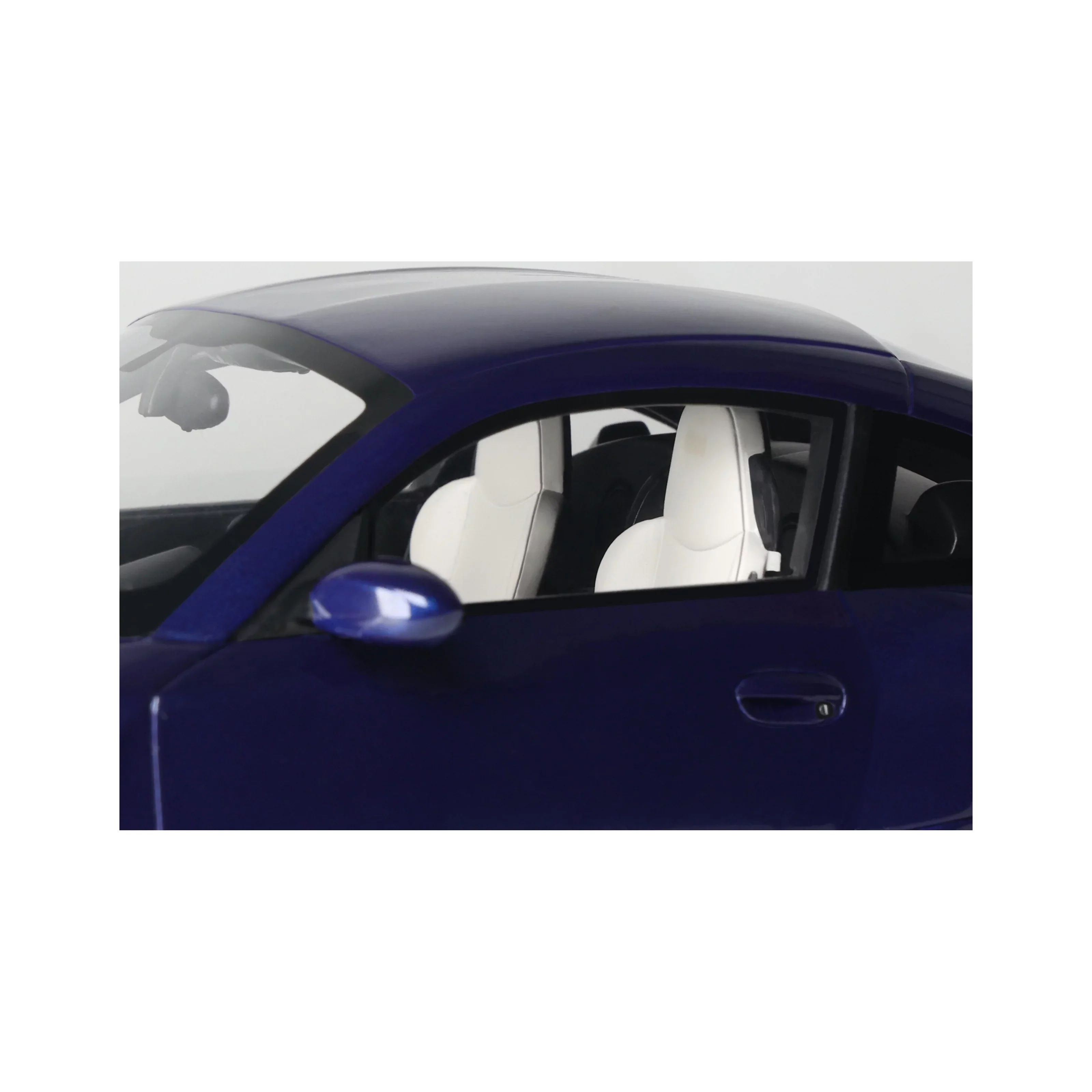Otto 2006 BMW Z4 M Coupe Interlagos Blue Metallic 1:18 - Image 15