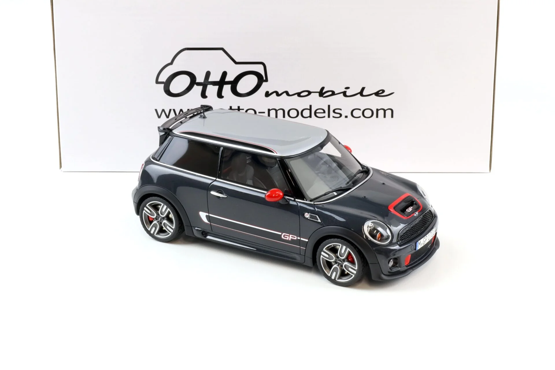 Otto 2012 Mini Cooper JCW GP2 R56 John Cooper Works Thunder Grey Metallic 1:18 - Image 2