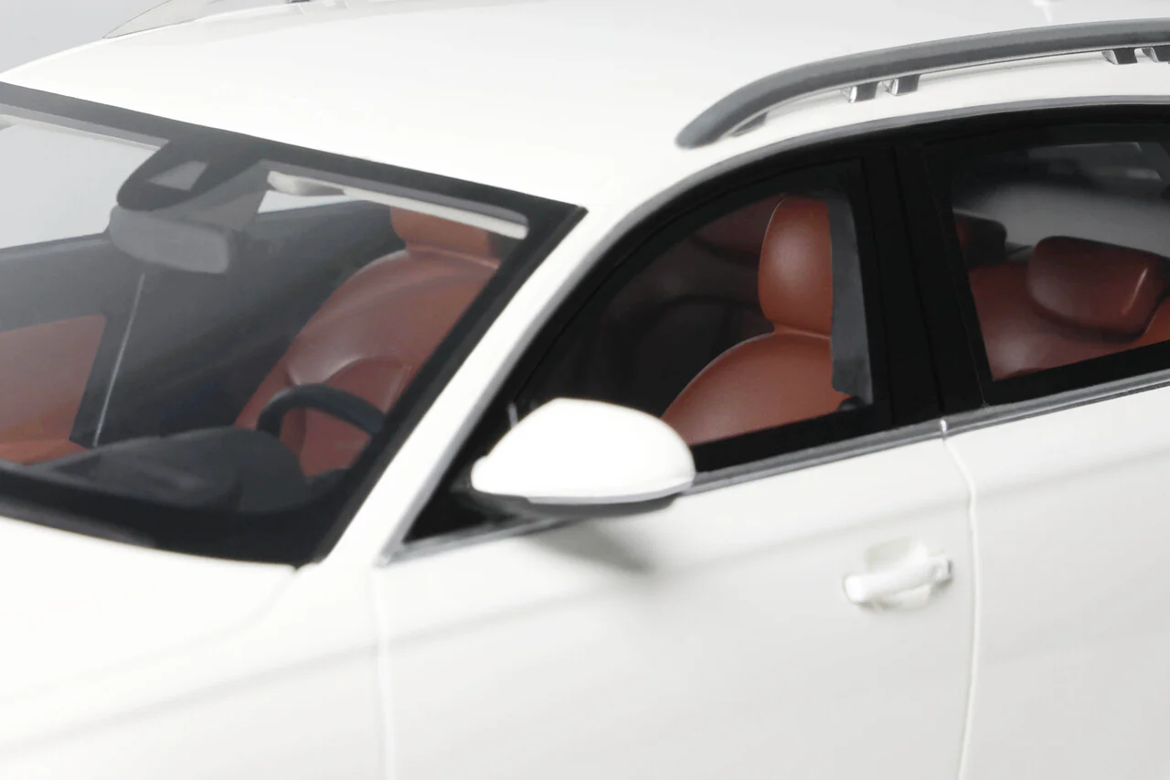 Otto 2015 Audi A6 (C7) Allroad Quattro Avant Ibis White 1:18 - Image 10