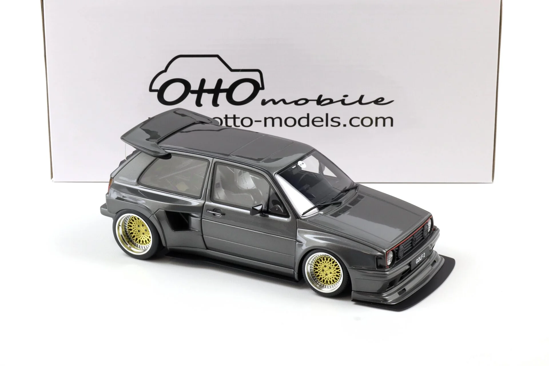Otto 2021 Volkswagen Golf MK II GTi Khyzyl Saleem Ascot Grey Metallic 1:18 - Image 2