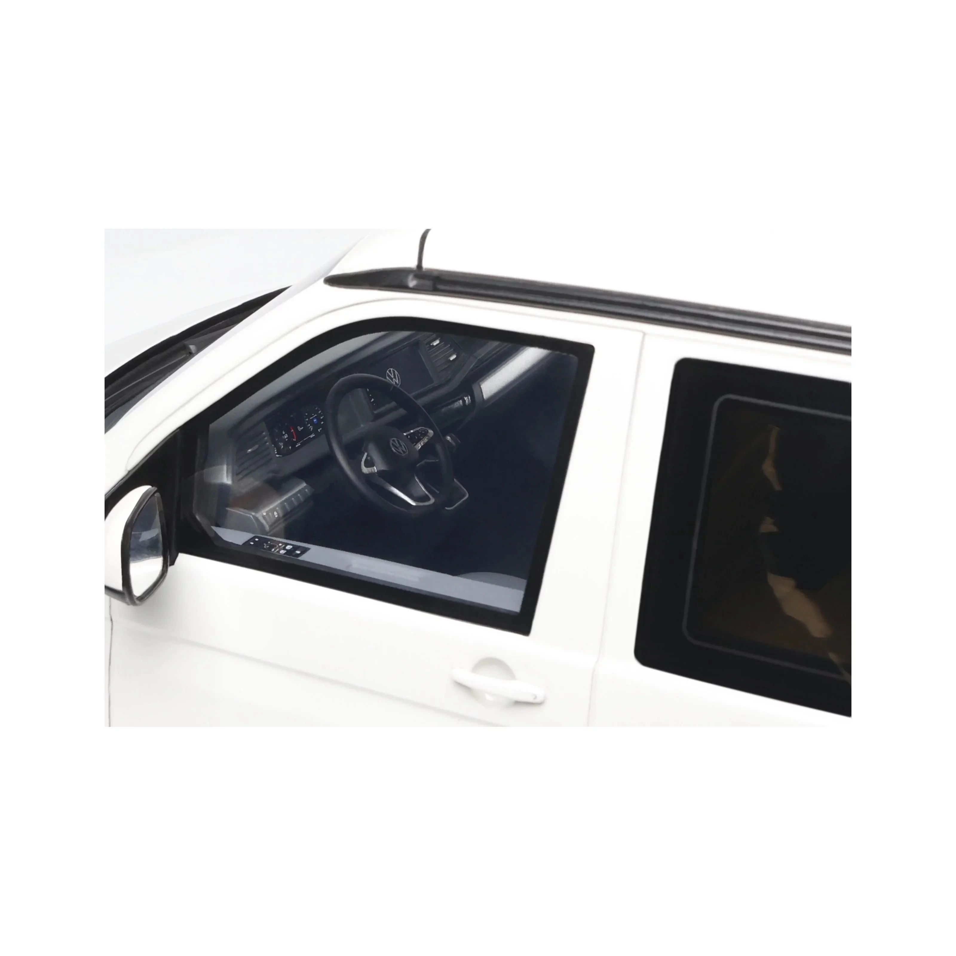 Otto 2021 Volkswagen T6 California Ocean Minibus Candy White 1:18 - Image 12