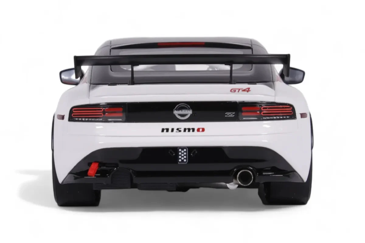 Otto 2022 Nissan 400 Z GT4 White w/ Red Trim 1:18 - Image 7
