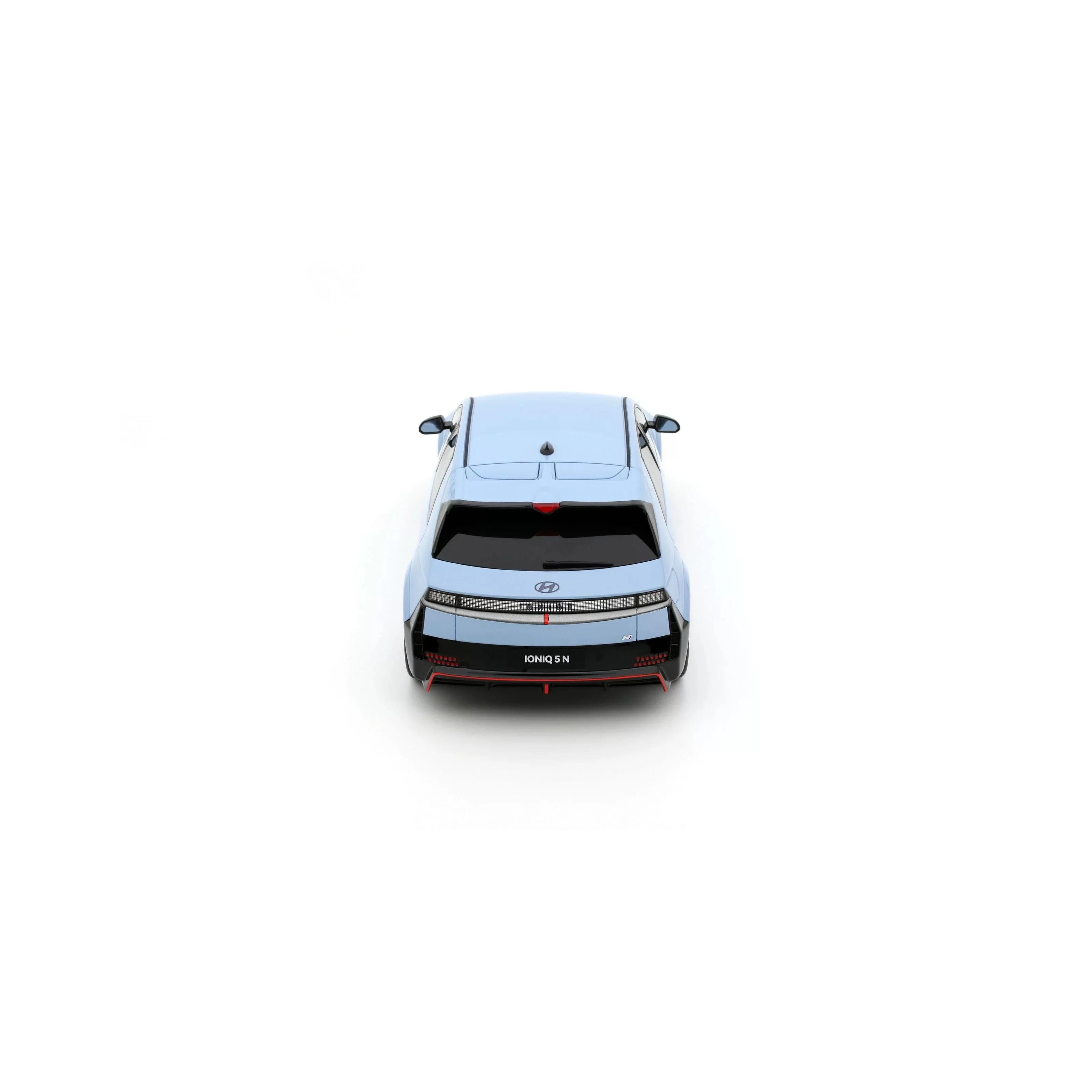 Otto 2023 Hyundai Ioniq 5 N Performance Hatchback Light Blue 1:18 - Image 9