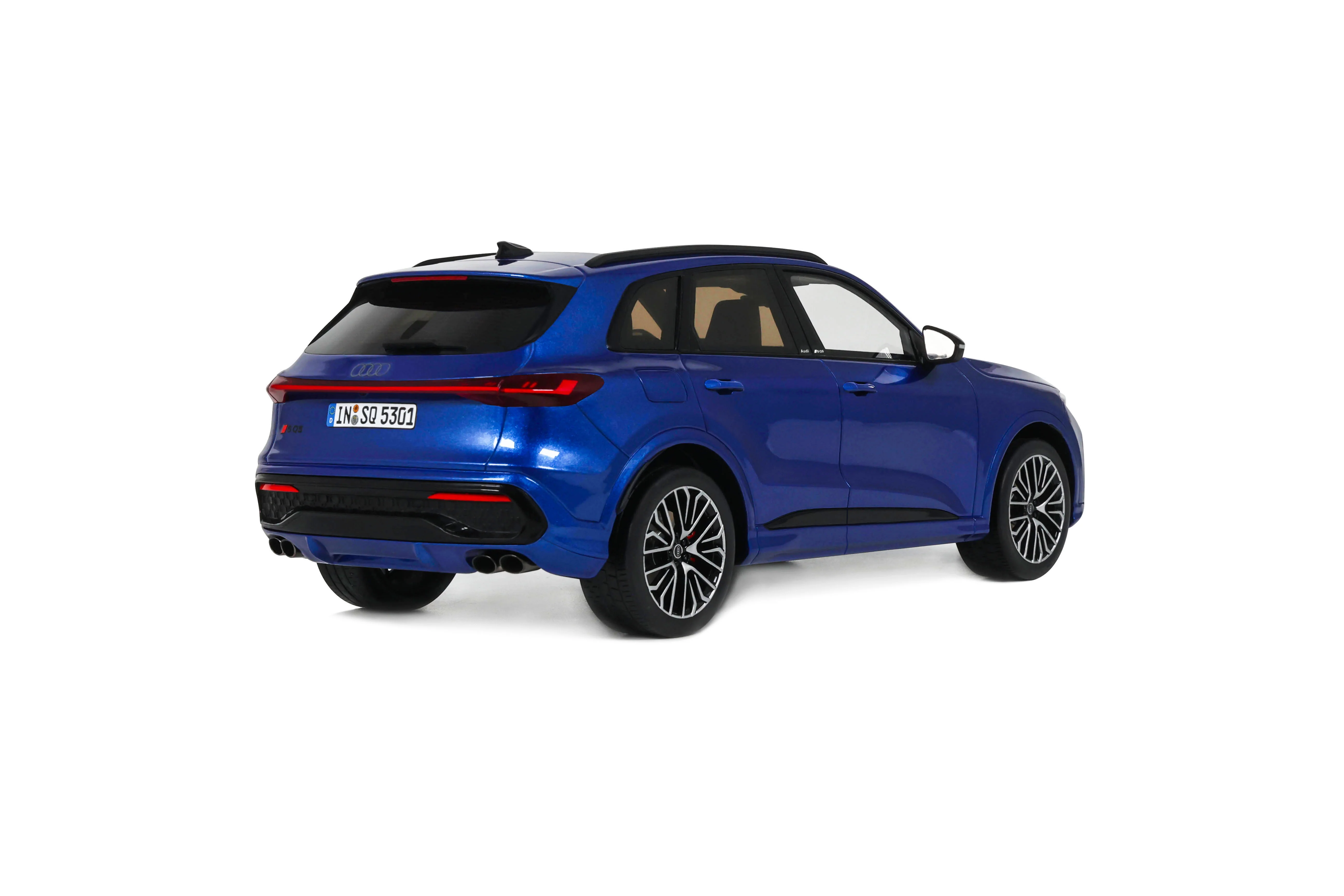 Otto 2024 Audi SQ5 TFSI Ultra Blue 1:18 - Image 2