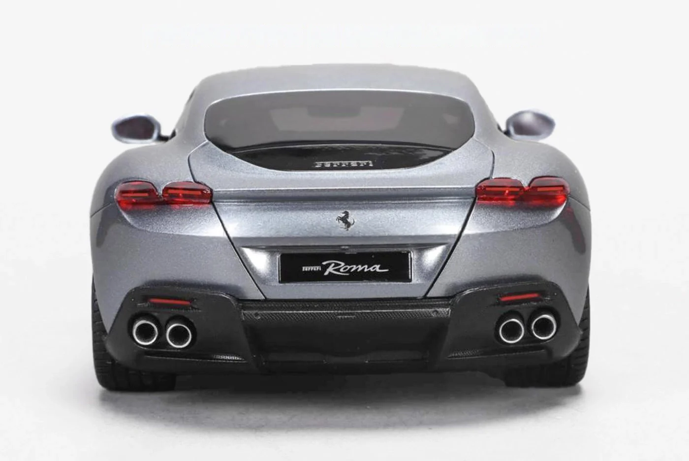 Polistil 2019 Ferrari Roma Grigio Titanio (Grey Metallic) High Fidelity WITH DISPLAY 1:18 - Image 2