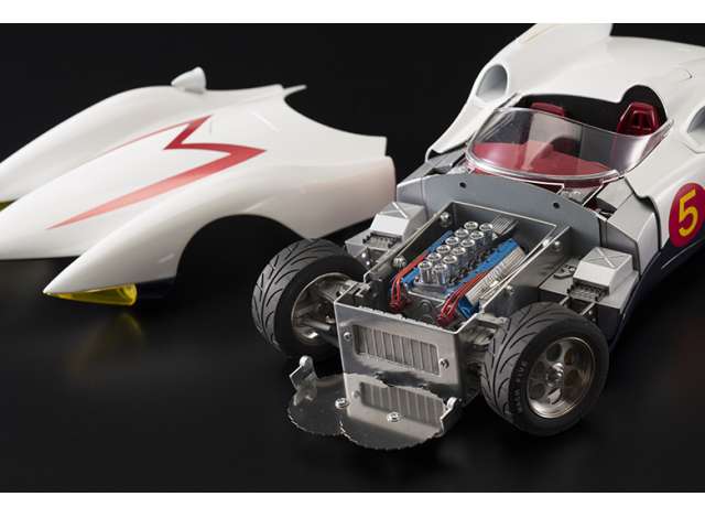 Schwyn Haas Hamilton Speed Racer #5 Mach 5 White Version 1:18 - Image 2