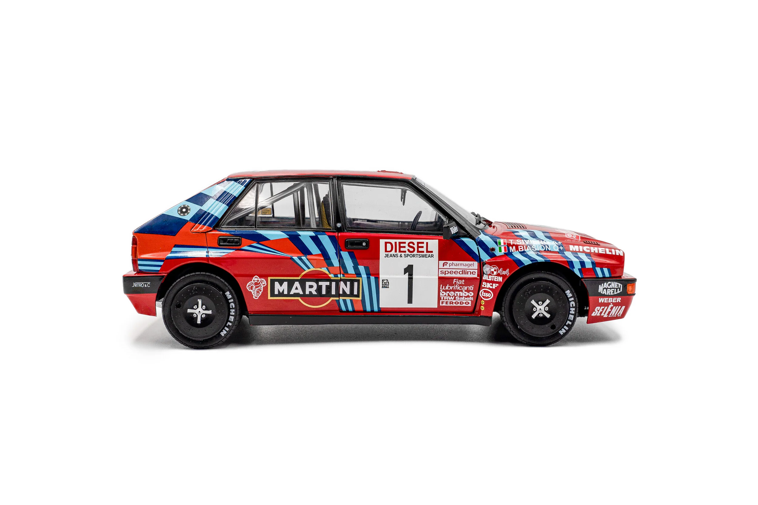 Solido 1989 Lancia Delta HF Integrale #1 San Remo Red 1:18 - Image 5