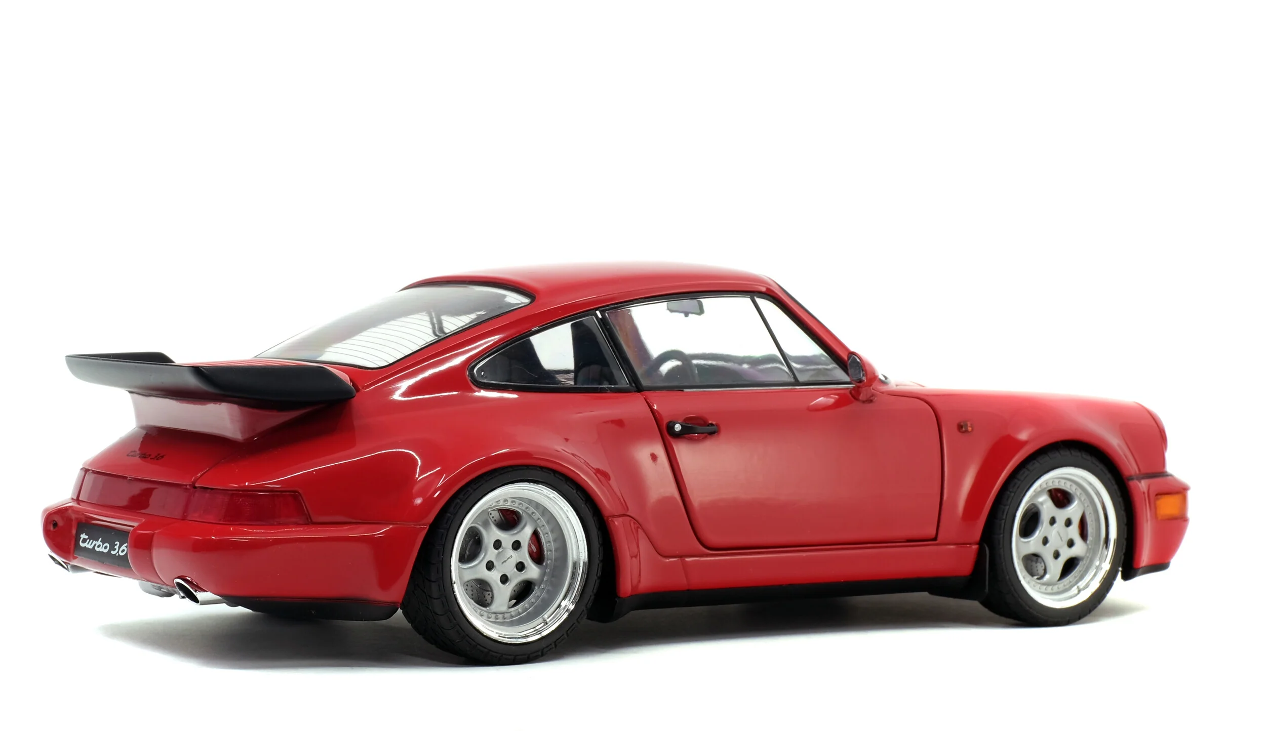 Solido 1990 Porsche 911 (964) Turbo 3.6 Indian Red 1:18 - Image 4