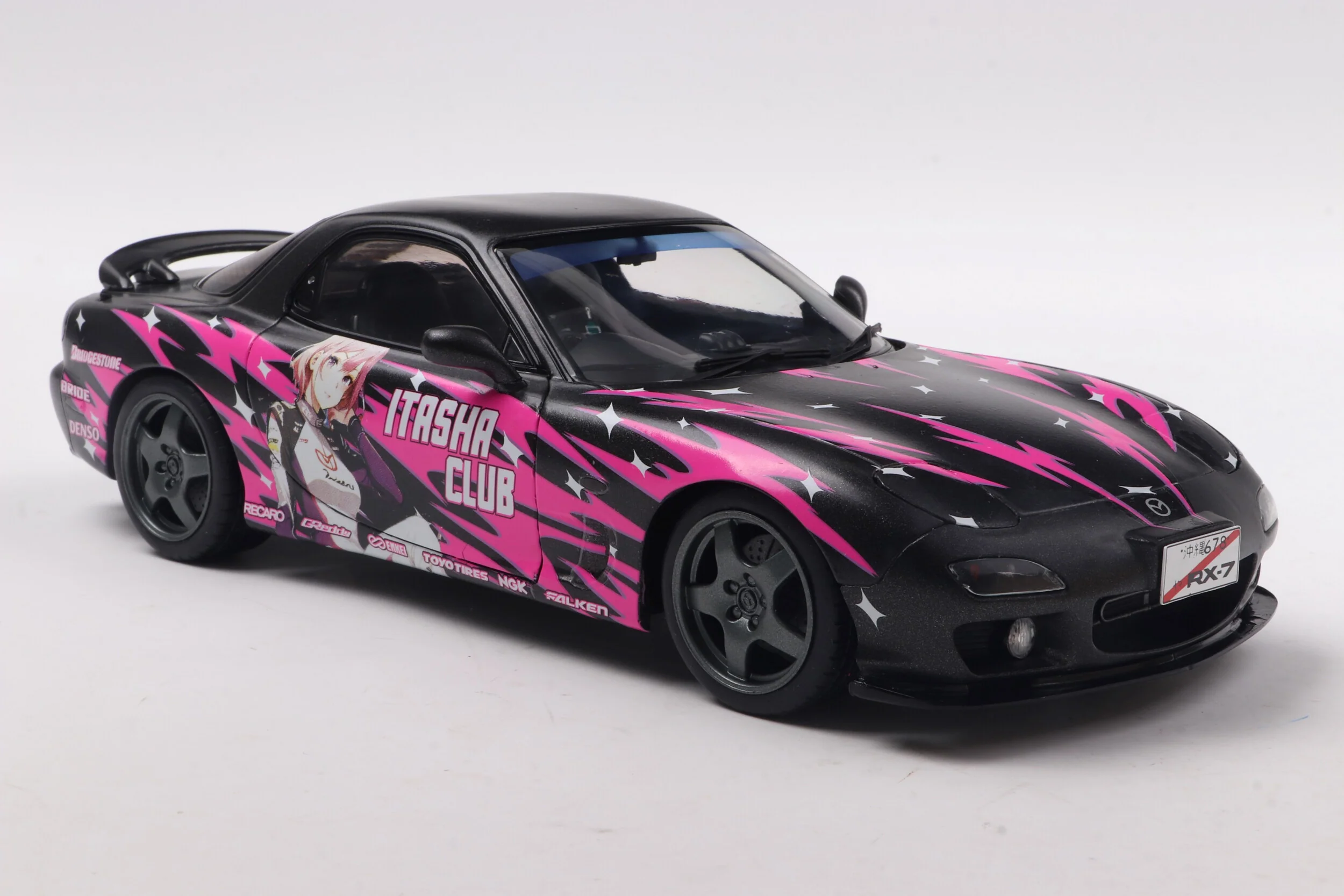 Solido 1999 Mazda RX7 FD3RS Itasha Works Black and Fuscia 1:18 - Image 7