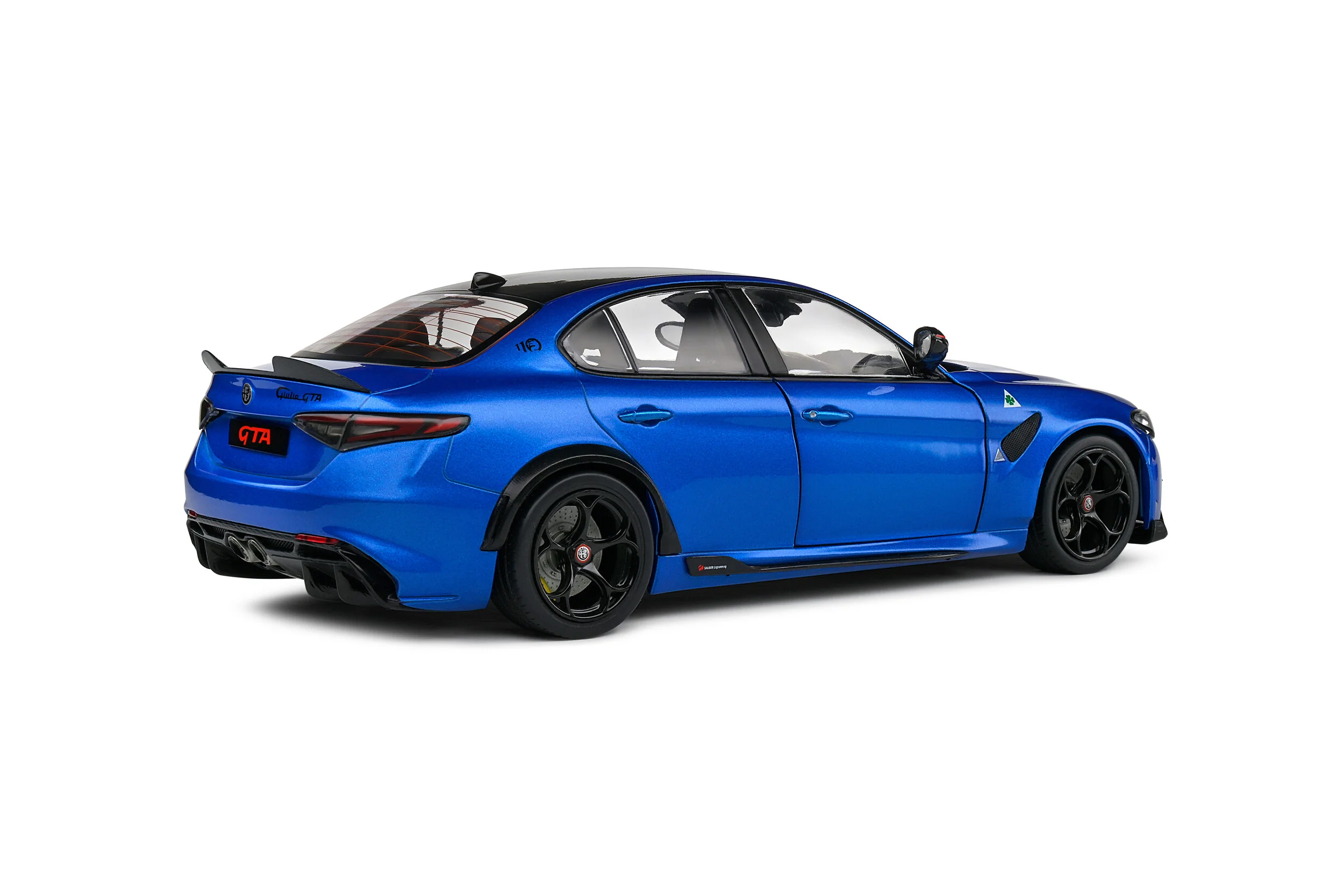 Solido 2022 Alfa Romeo Giulia GTA Anodized Blue 1:18 - Image 4