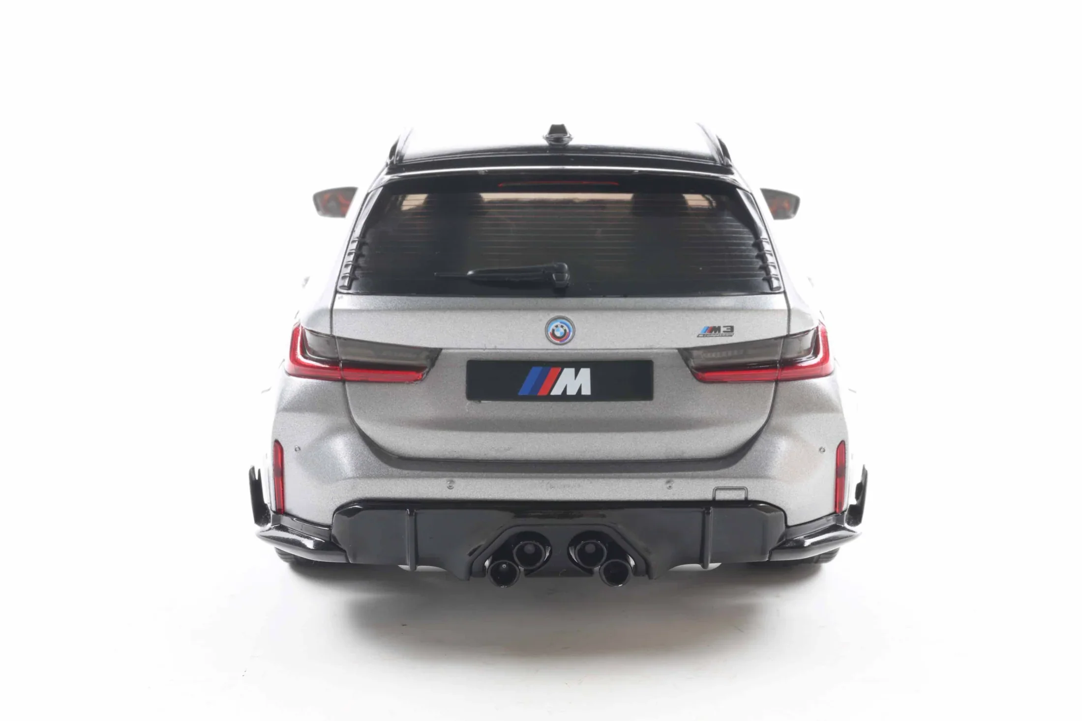 Solido 2024 BMW M3 M-Performance G81 Touring Wagon Frozen Pure Grey Metallic 1:18 - Image 6