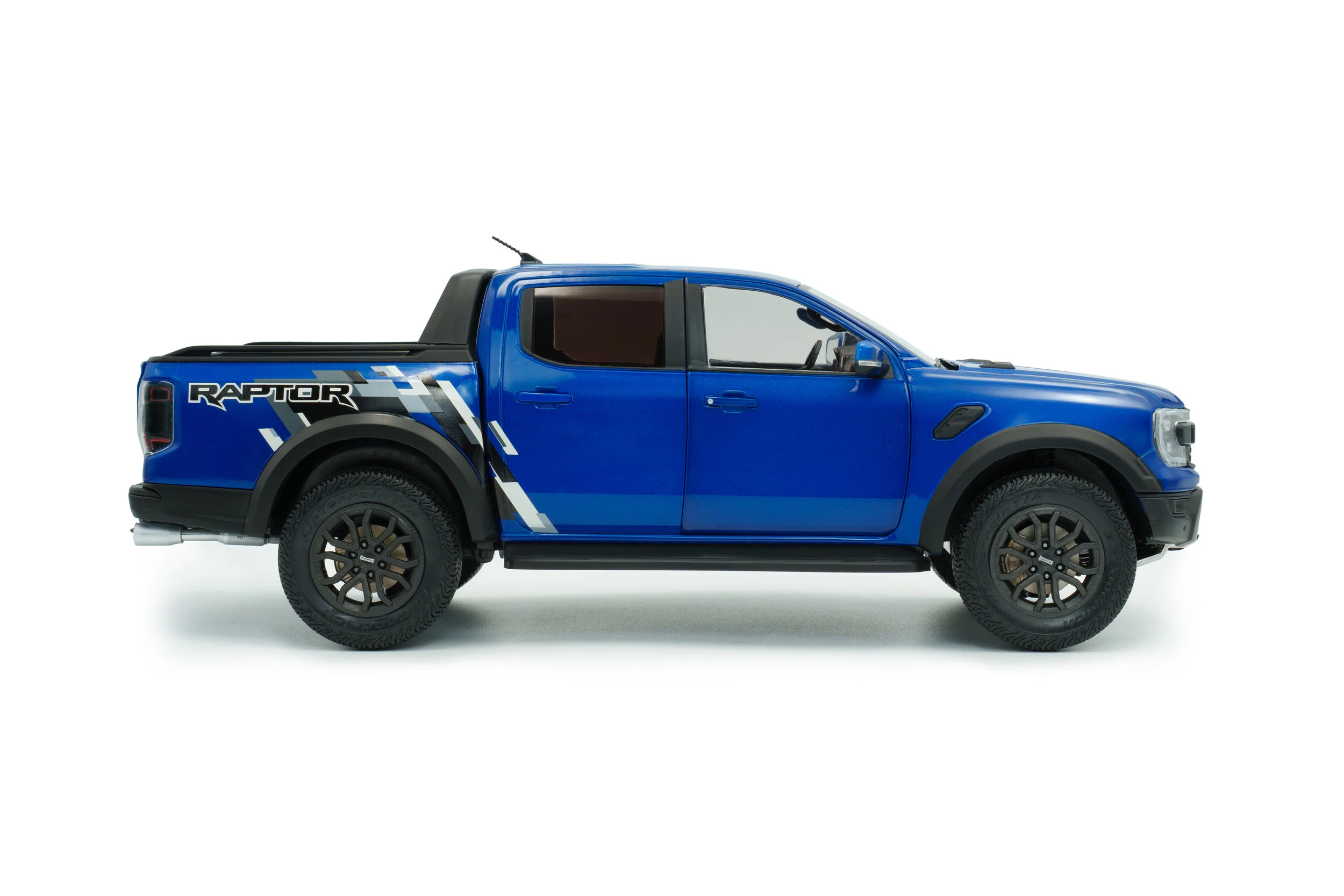 Solido 2024 Ford Ranger Raptor Crew Cab Pickup Truck Blue Lightning 1:18 - Image 5