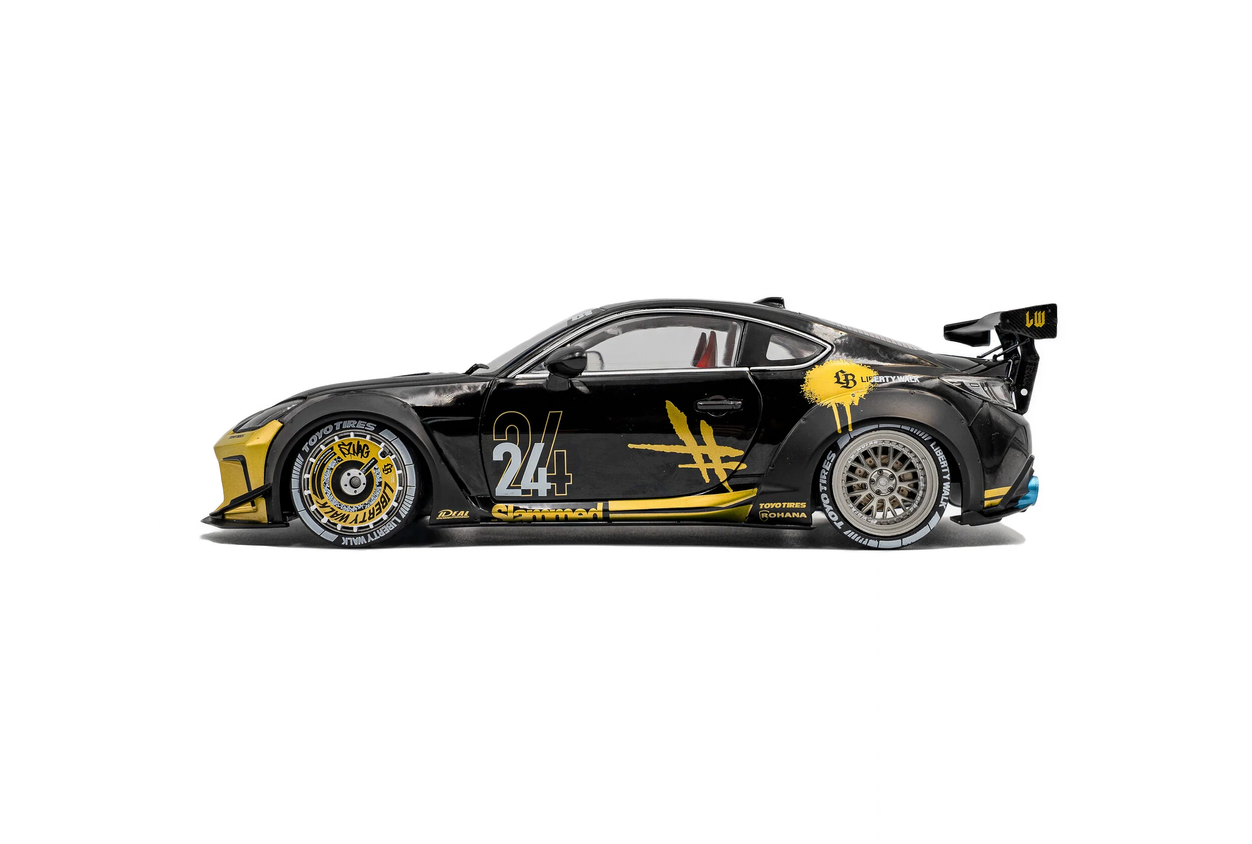 Solido 2024 Toyota GR86 LBWK Body Kit Black & Gold 1:18 - Image 2