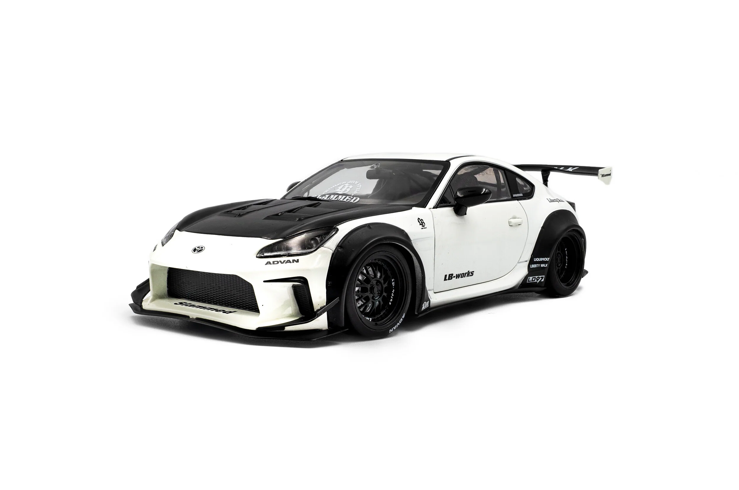 Solido 2024 Toyota GR86 LBWK Body Kit Pearl White 1:18