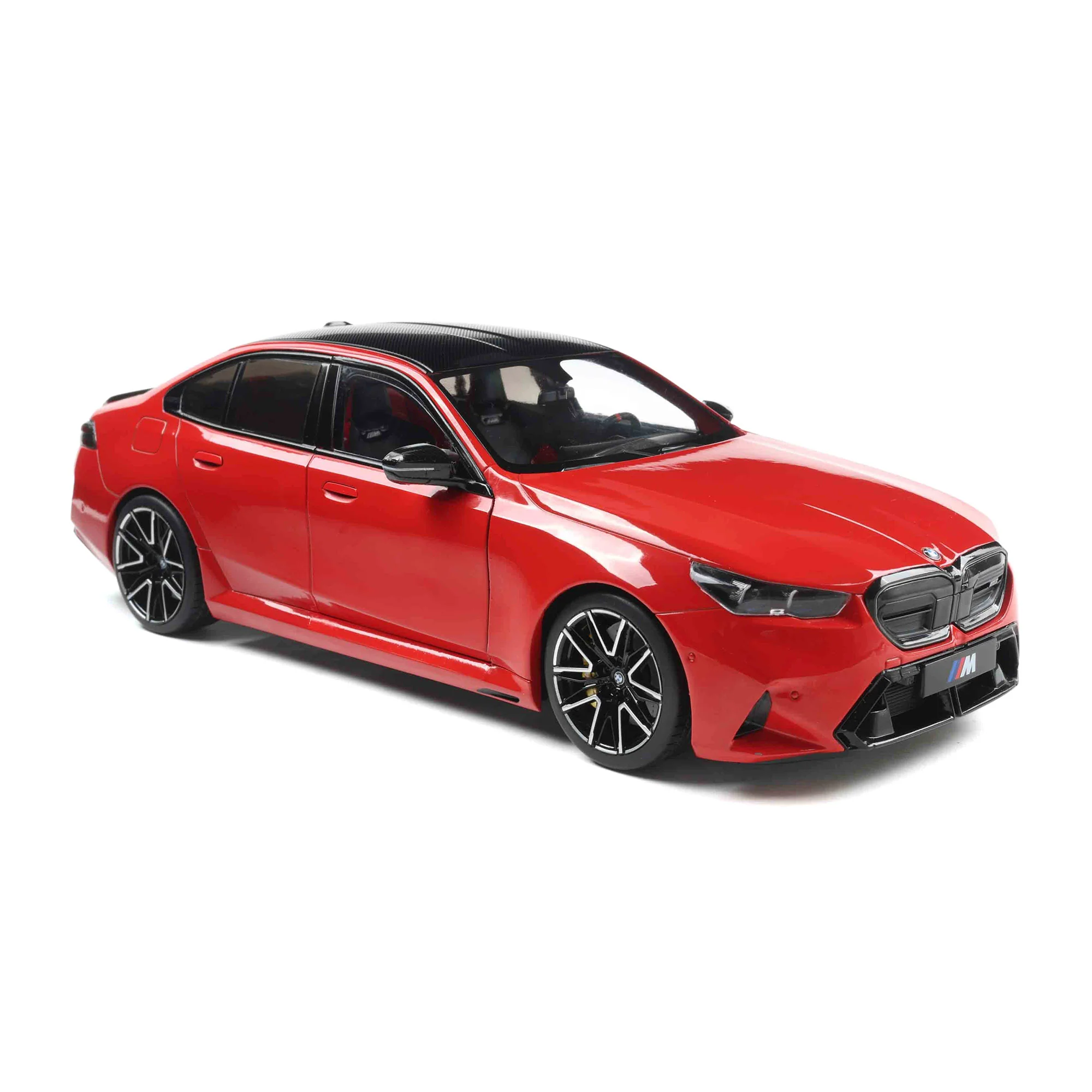 Solido 2025 BMW M5 (G90) Fire Red 1:18 - Image 7