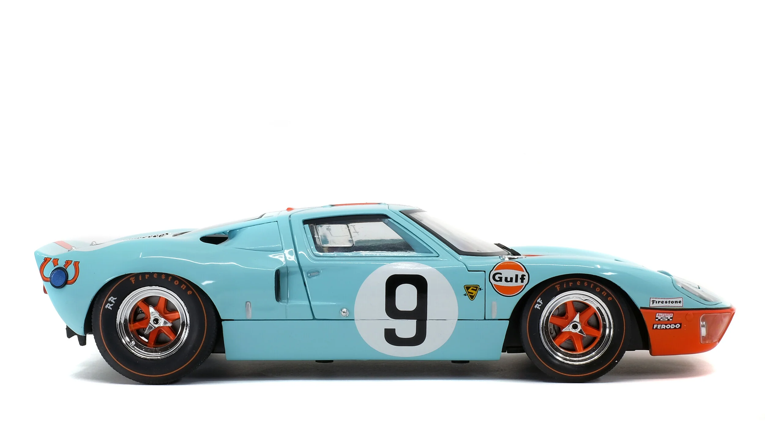 Solido Ford GT40 Mk1 No 9 1968 Le Mans Winner Gulf Blue 1:18 - Image 5