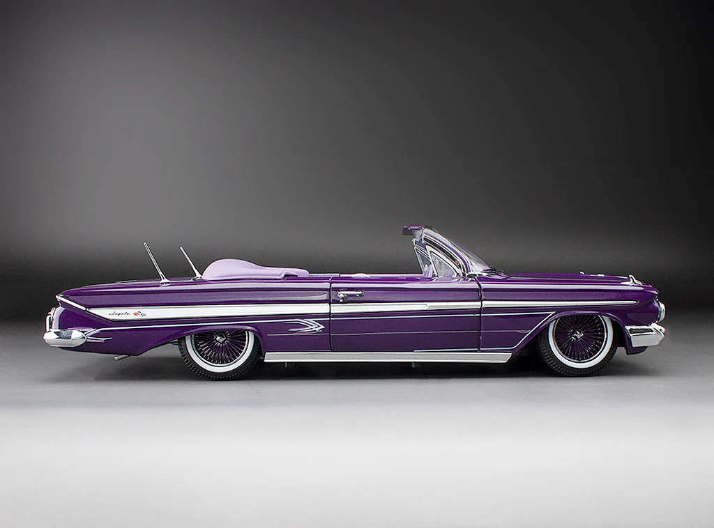 Sun-Star 1961 Chevy Impala Open Convertible Lowrider w Movable Suspension Purple 1:18 - Image 4