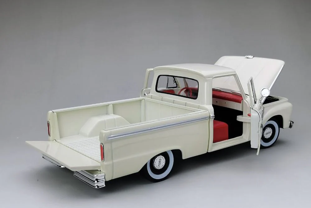 Sun-Star 1965 Ford F-100 Custom Cab Pickup Truck White 1:18 - Image 8