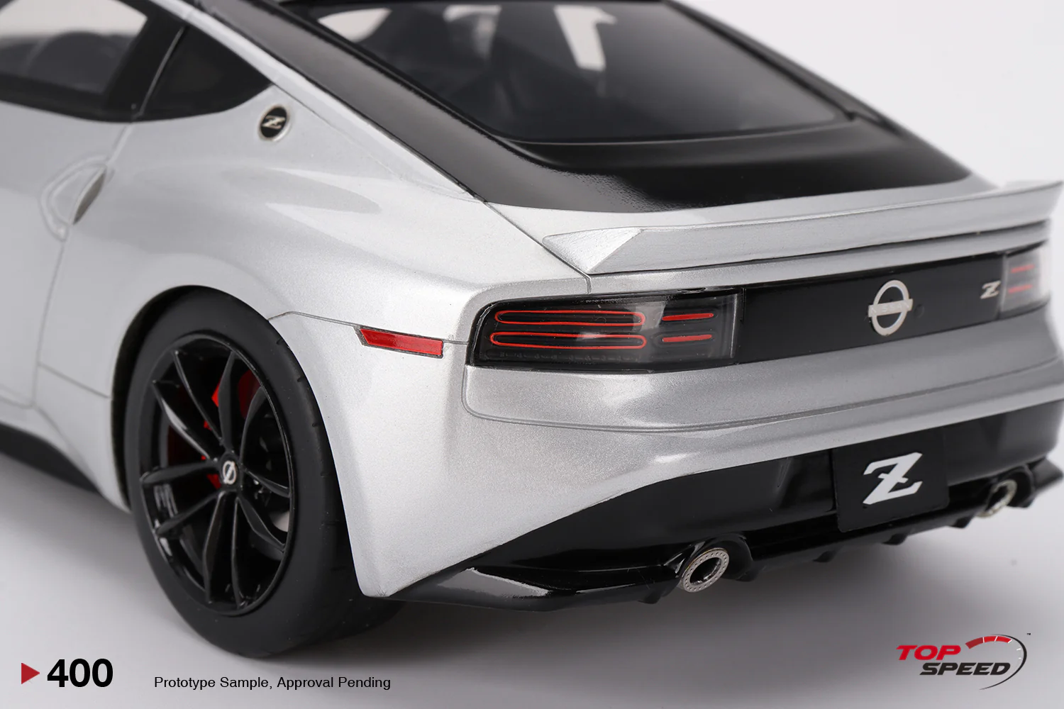 Topspeed 2023 Nissan Z Performance Brilliant Silver LHD 1:18 - Image 6
