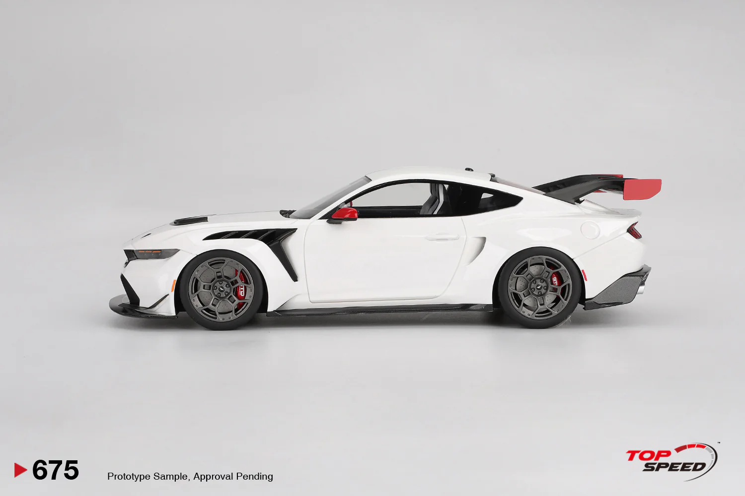 Topspeed 2025 Ford Mustang GTD Spirit of America Performance White 1:18 - Image 3