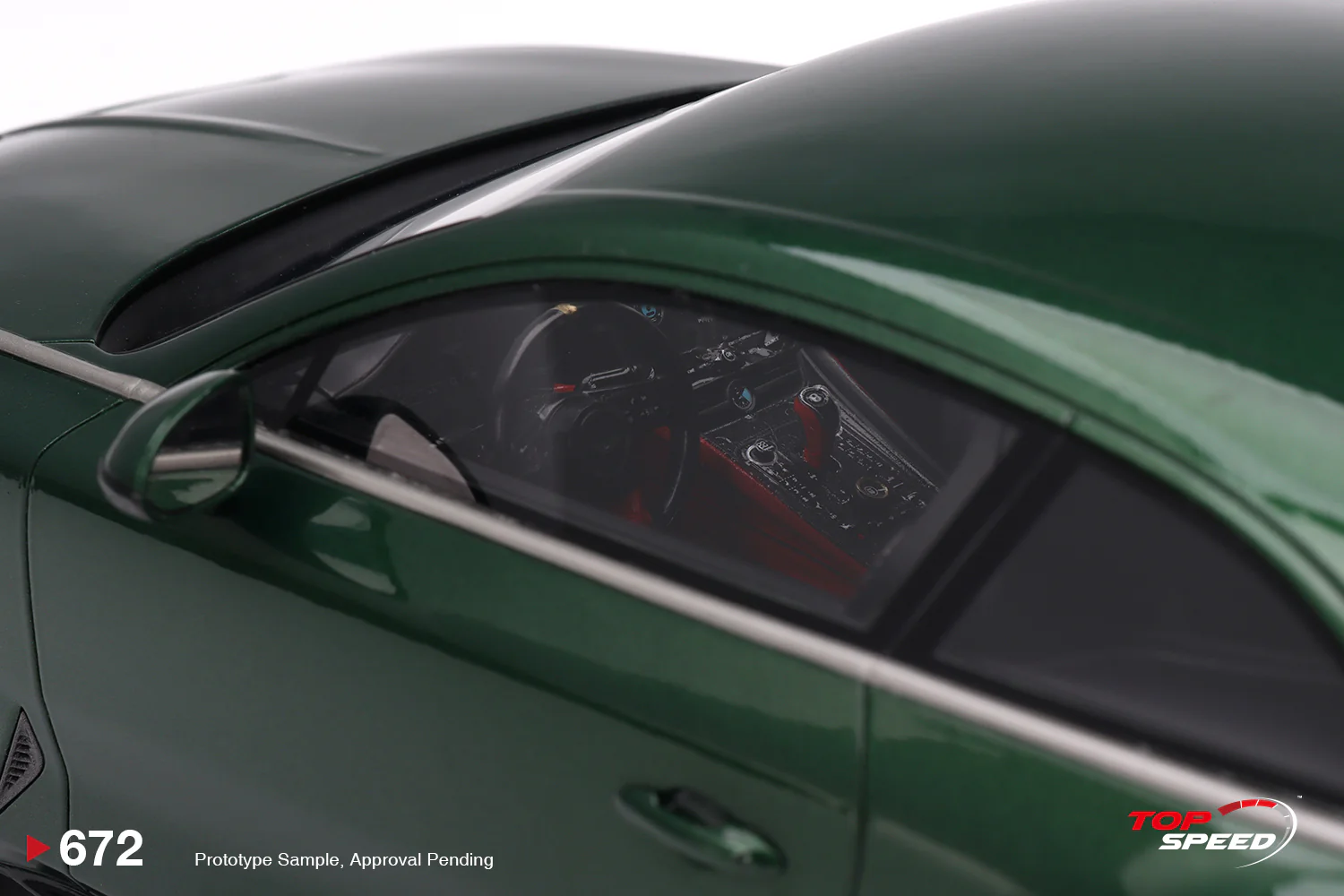Topspeed Bentley Batur Bonneville Scarab Green 1:18 - Image 5