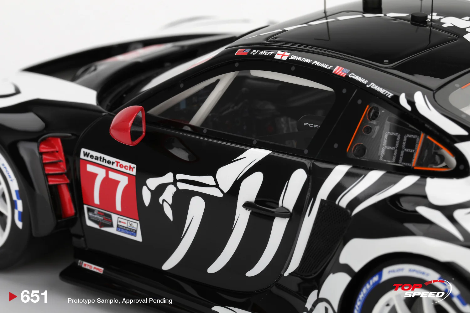 Topspeed Porsche 911 GT3 R (992) #77 Skeleton Rexy AO Racing IMSA Winner 2025 Petit Le Mans 1:18 - Image 5